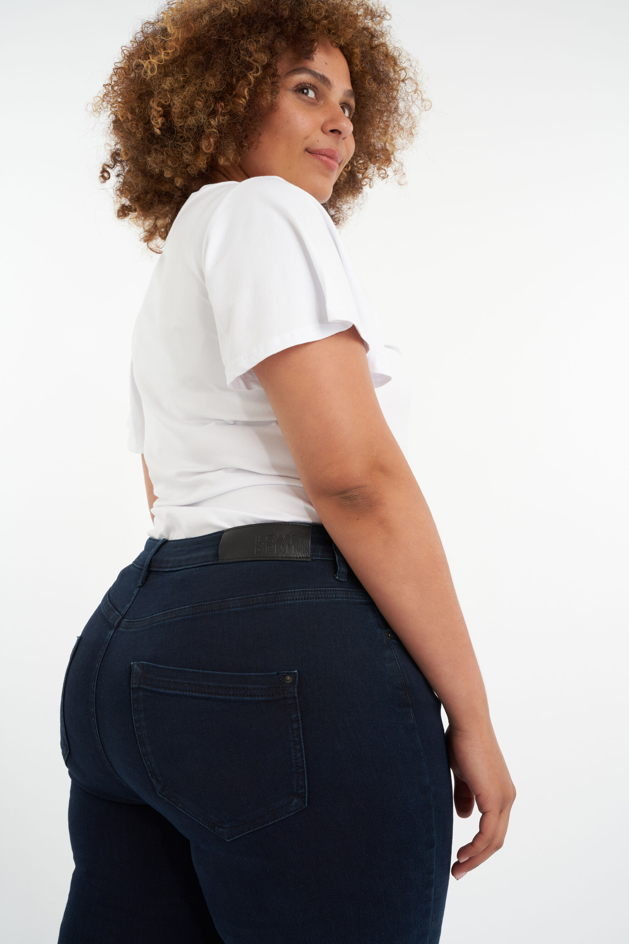 Vaqueros LILY de corte recto image number 5