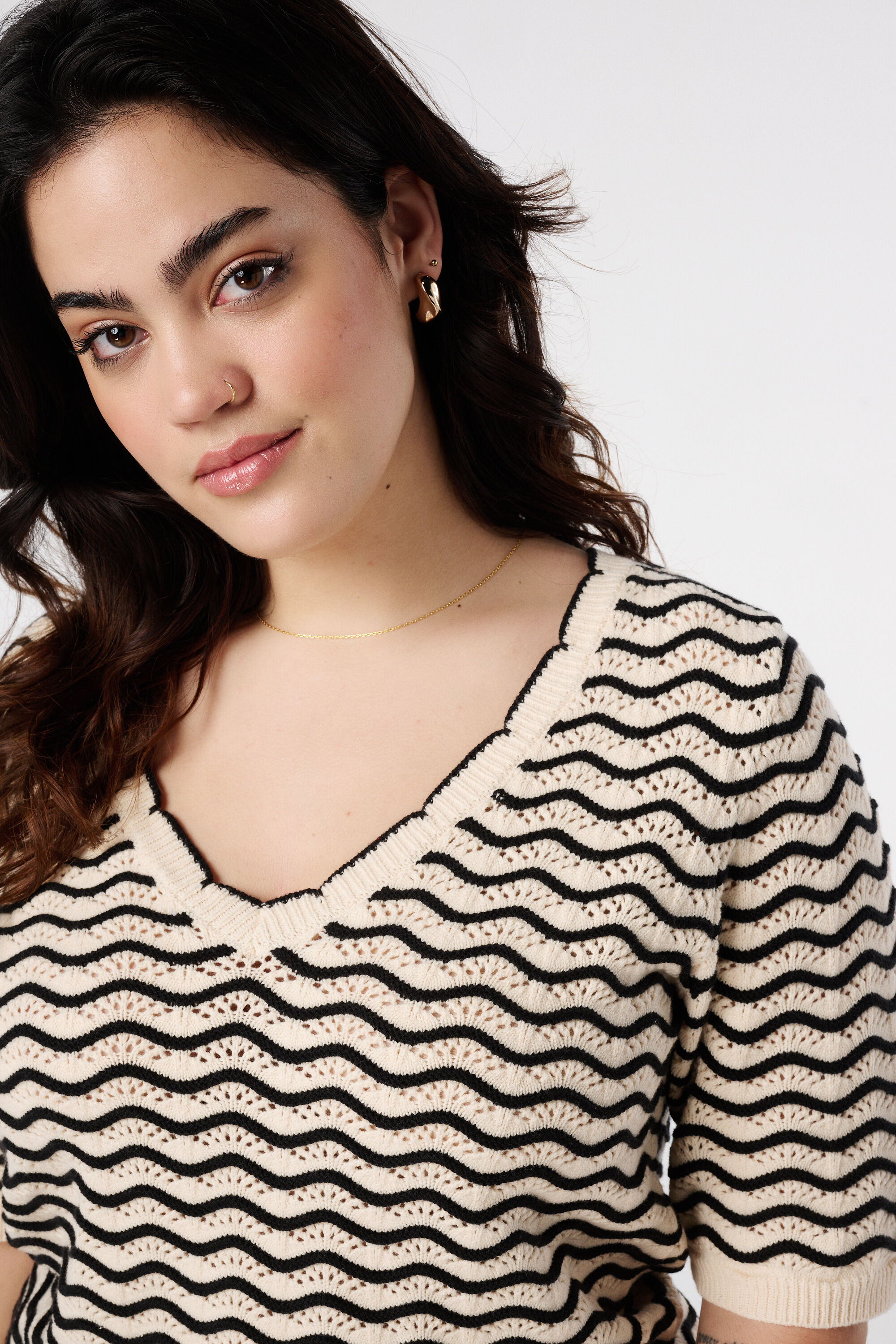 Su&eacute;ter de punto con rayas image number 4