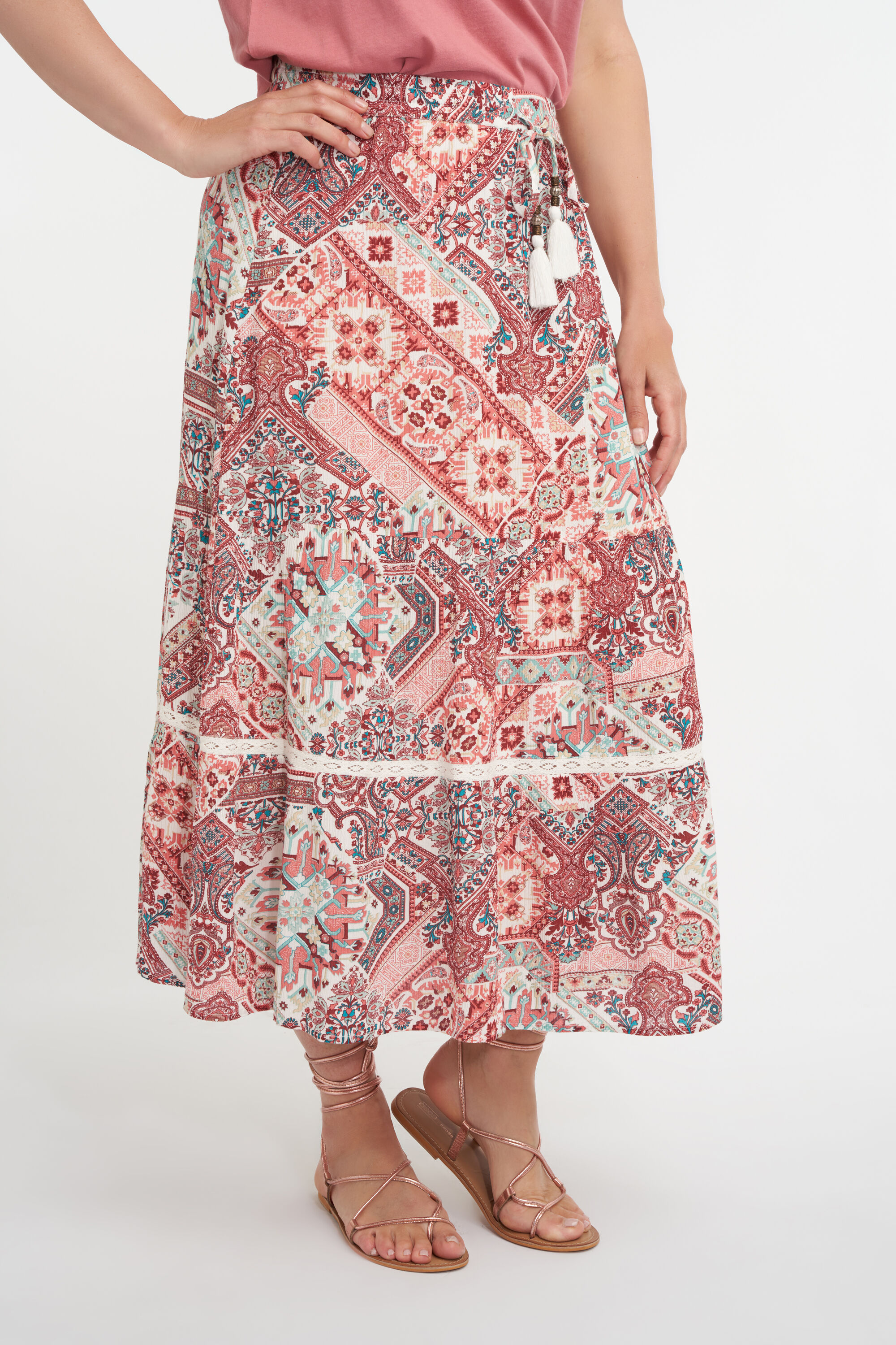 Falda larga con estampado  image number 5