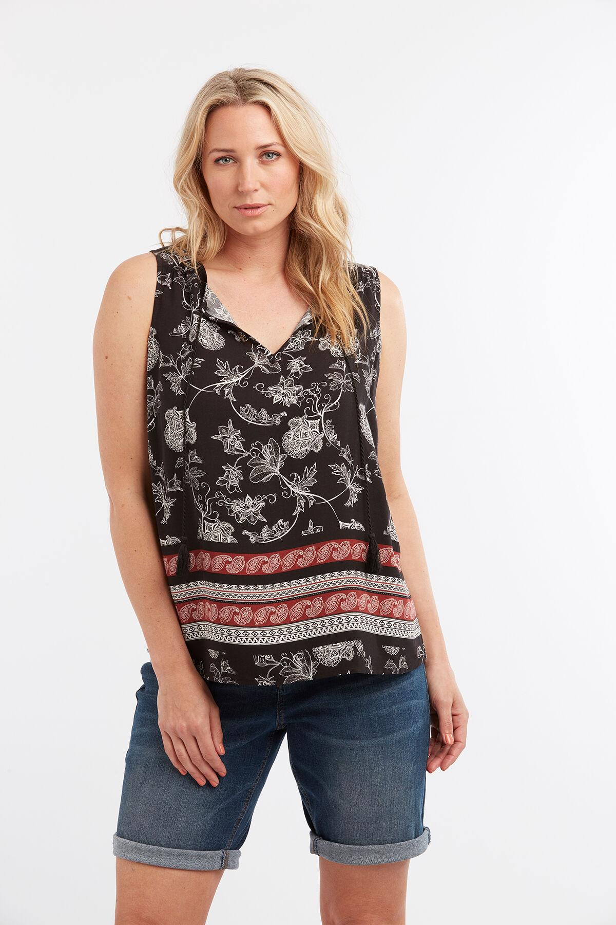 Blusa sin mangas con estampado de cachemira image number 4