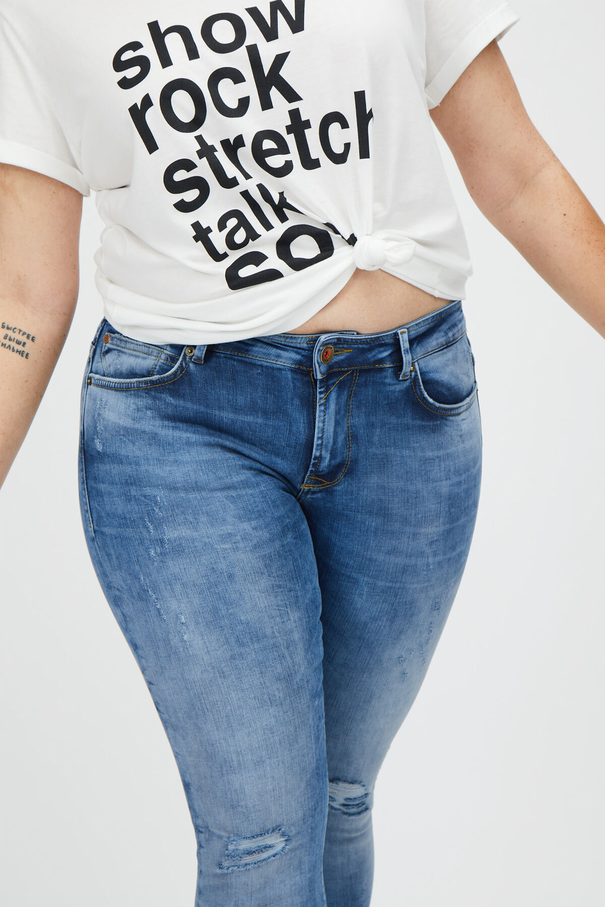 Vaquero pitillo lavado a la piedra para figuras en forma de O image number 0