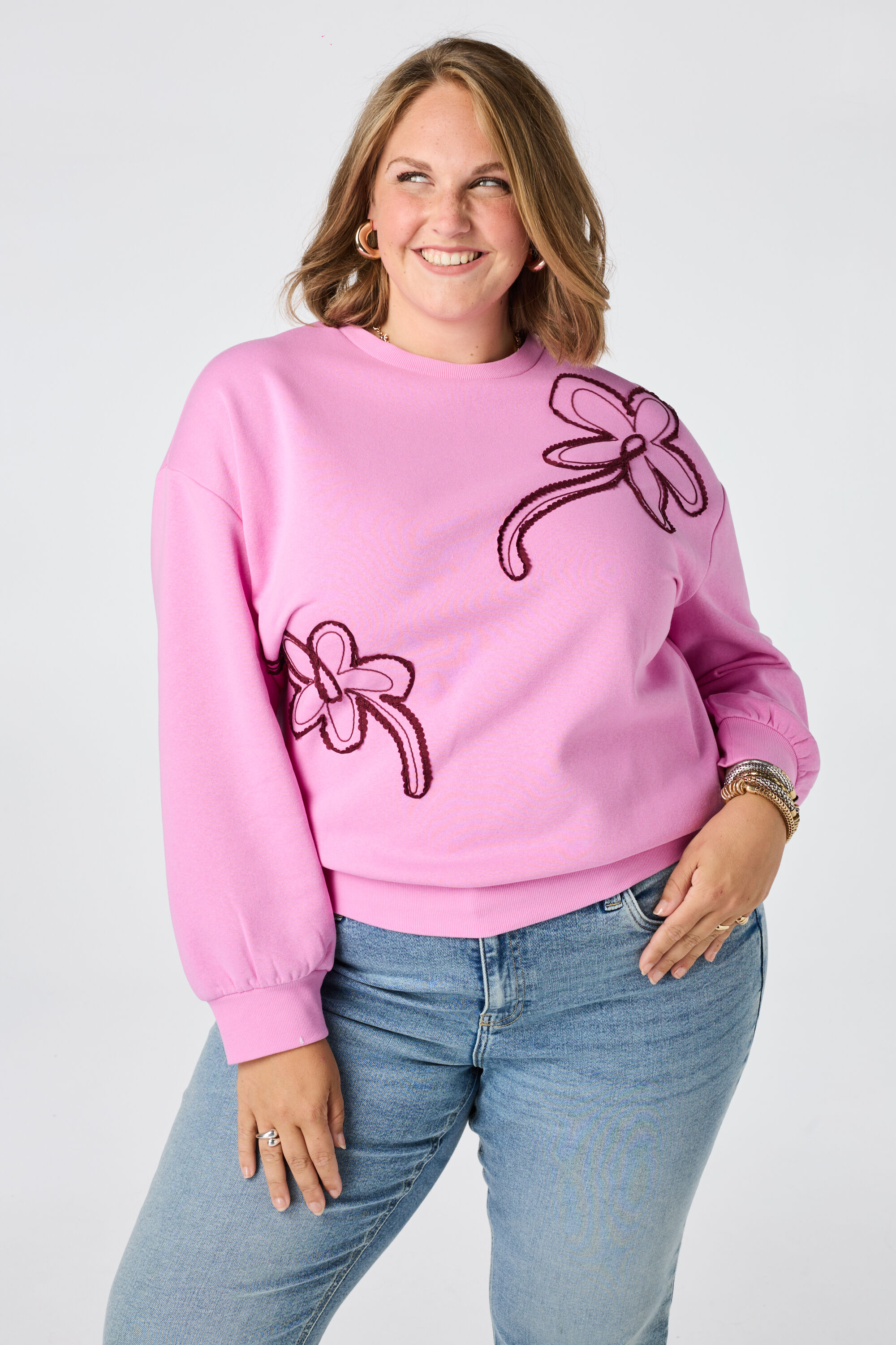 Sudadera con bordado