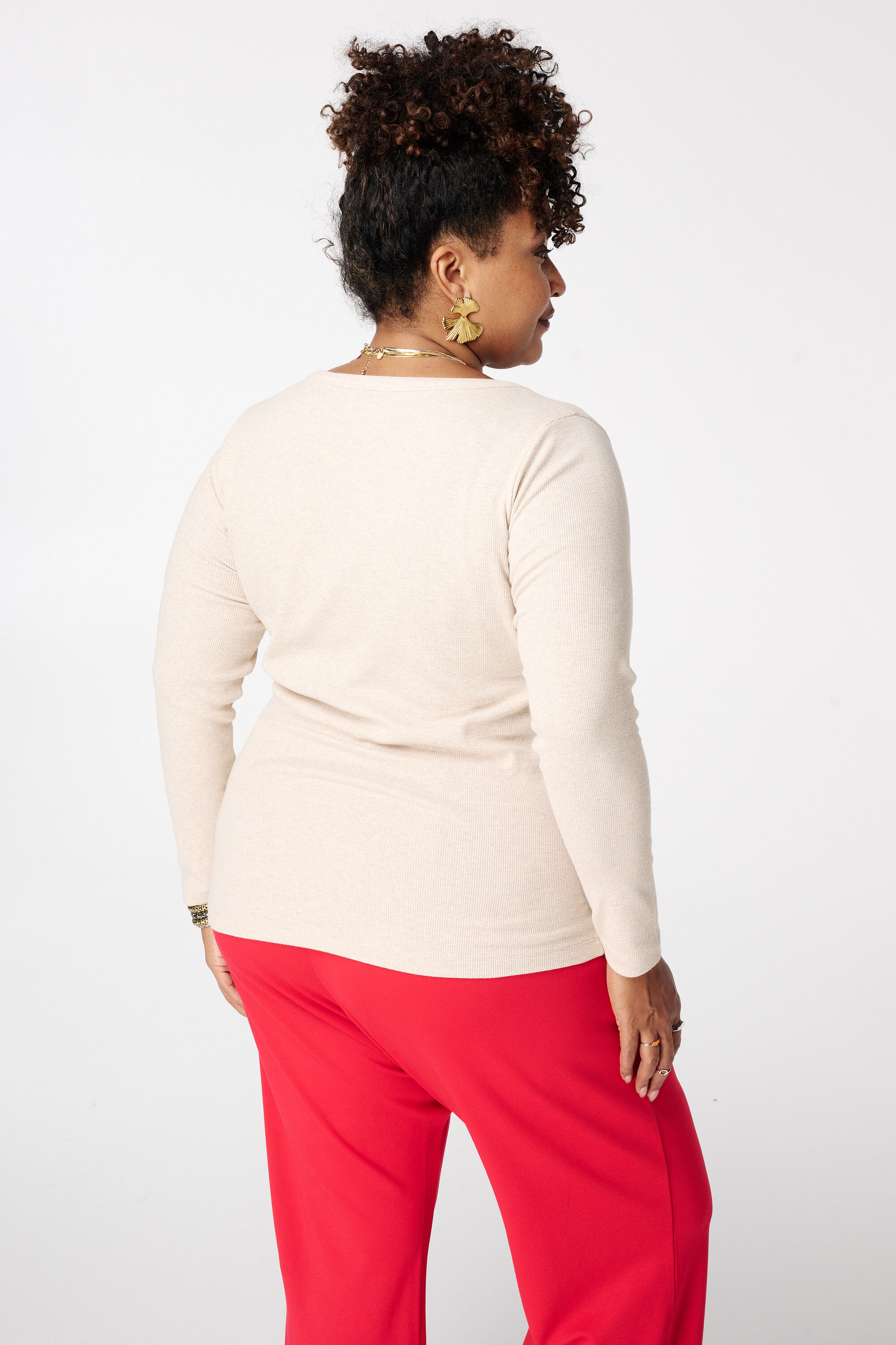 Top de canal&eacute; con manga larga image number 3