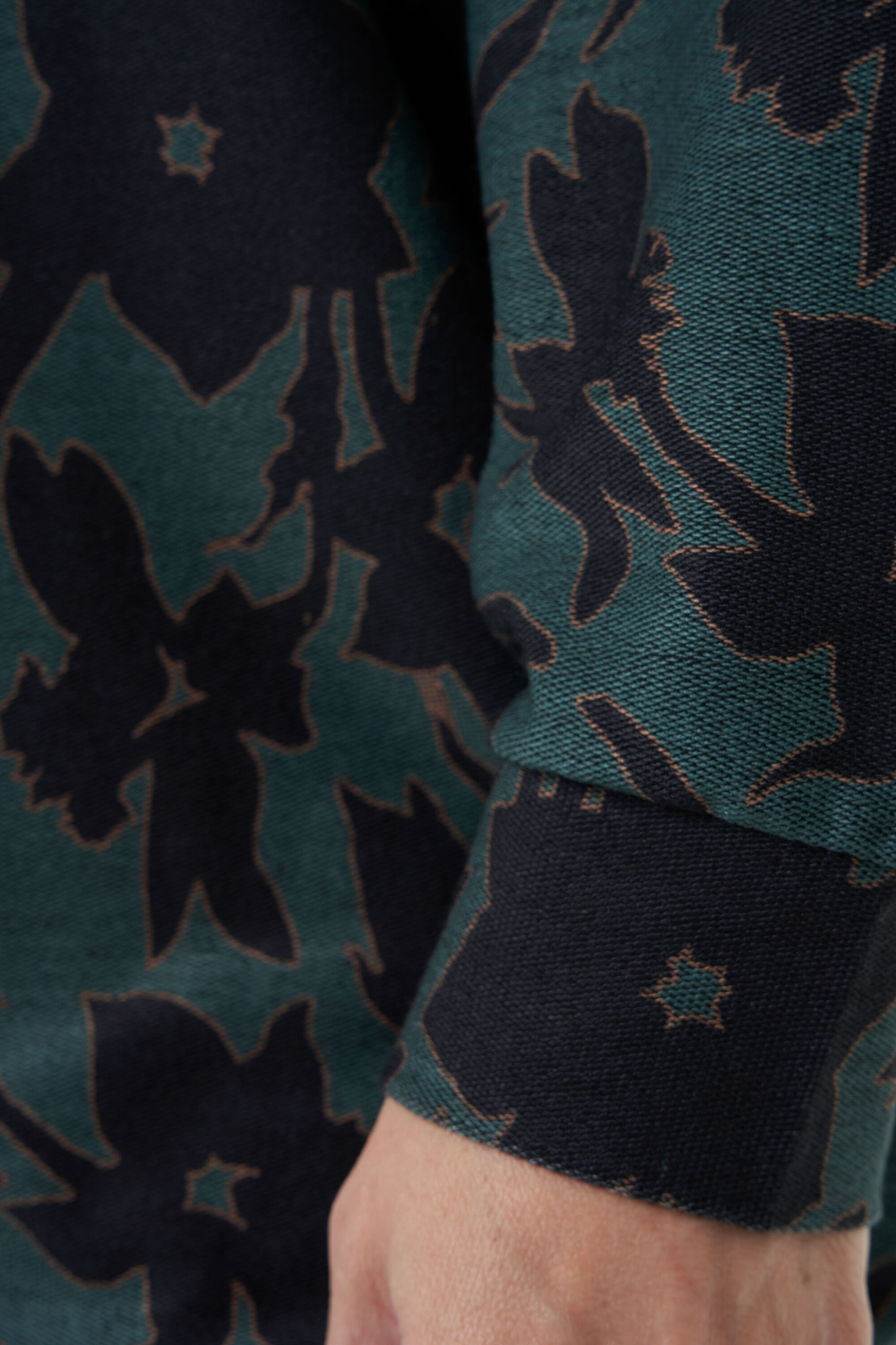 Vestido su&eacute;ter con capucha image number 5