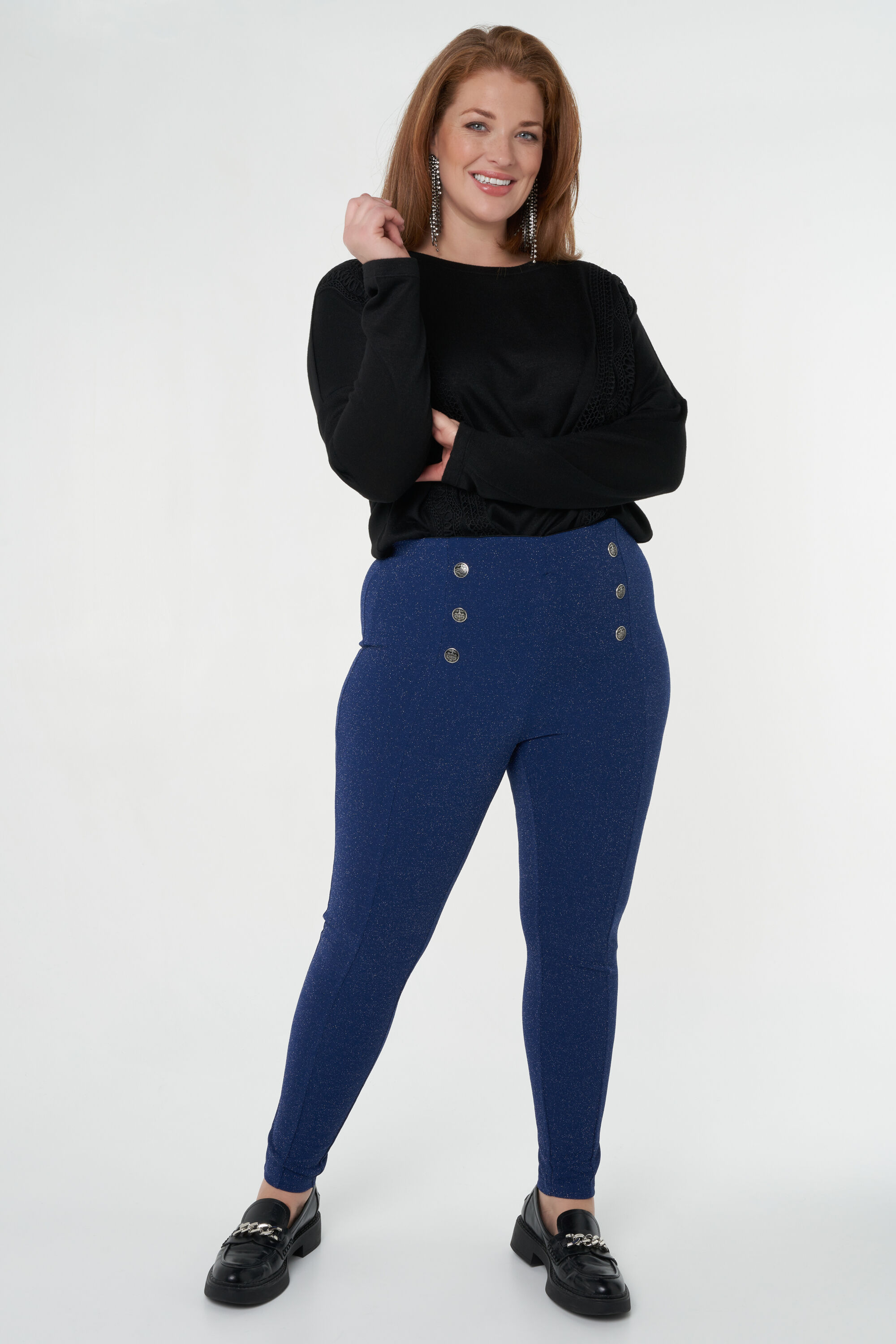 Treggings brillantes con botones image number 6