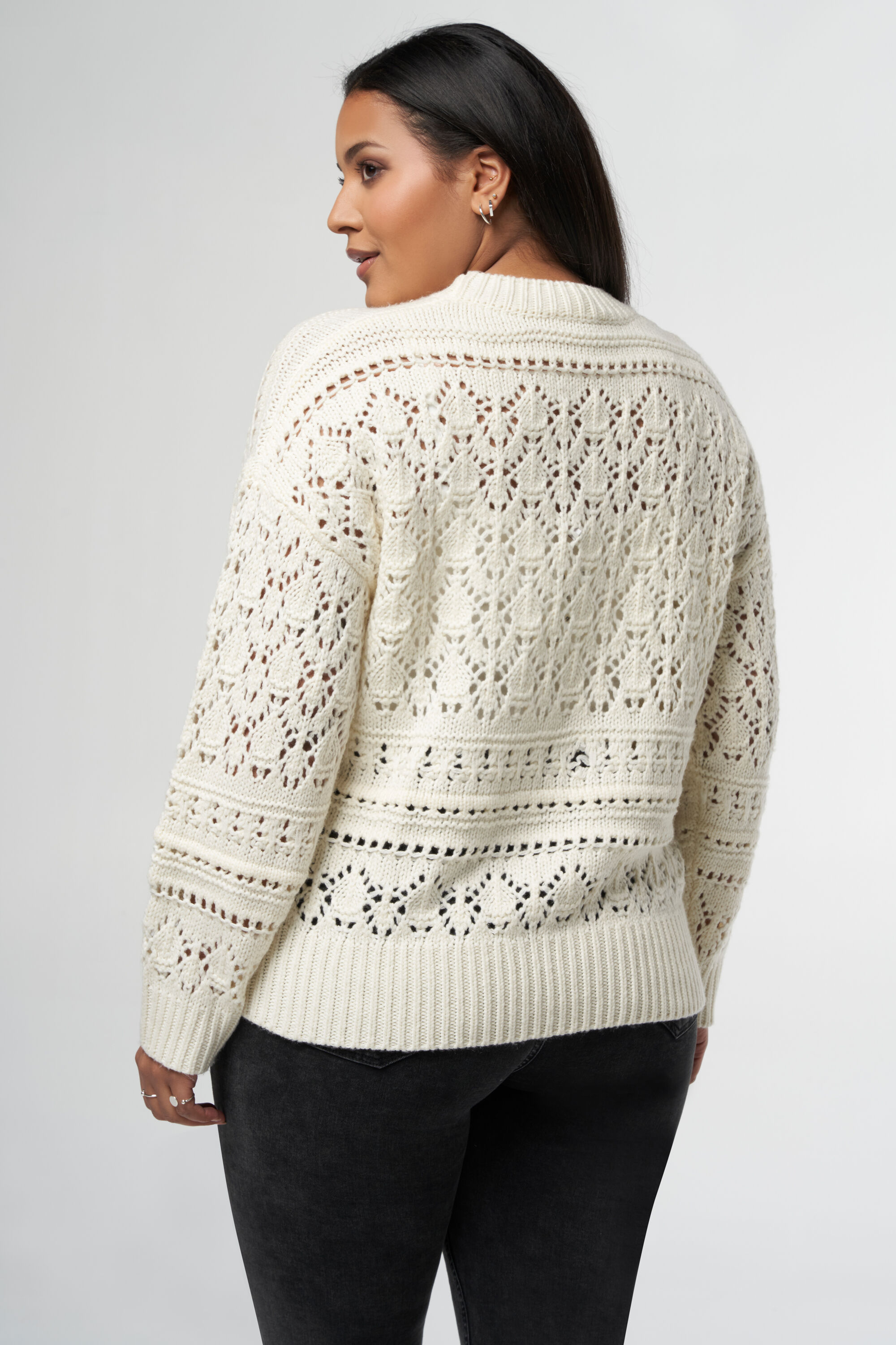 Su&eacute;ter de punto con patr&oacute;n calado  image number 3