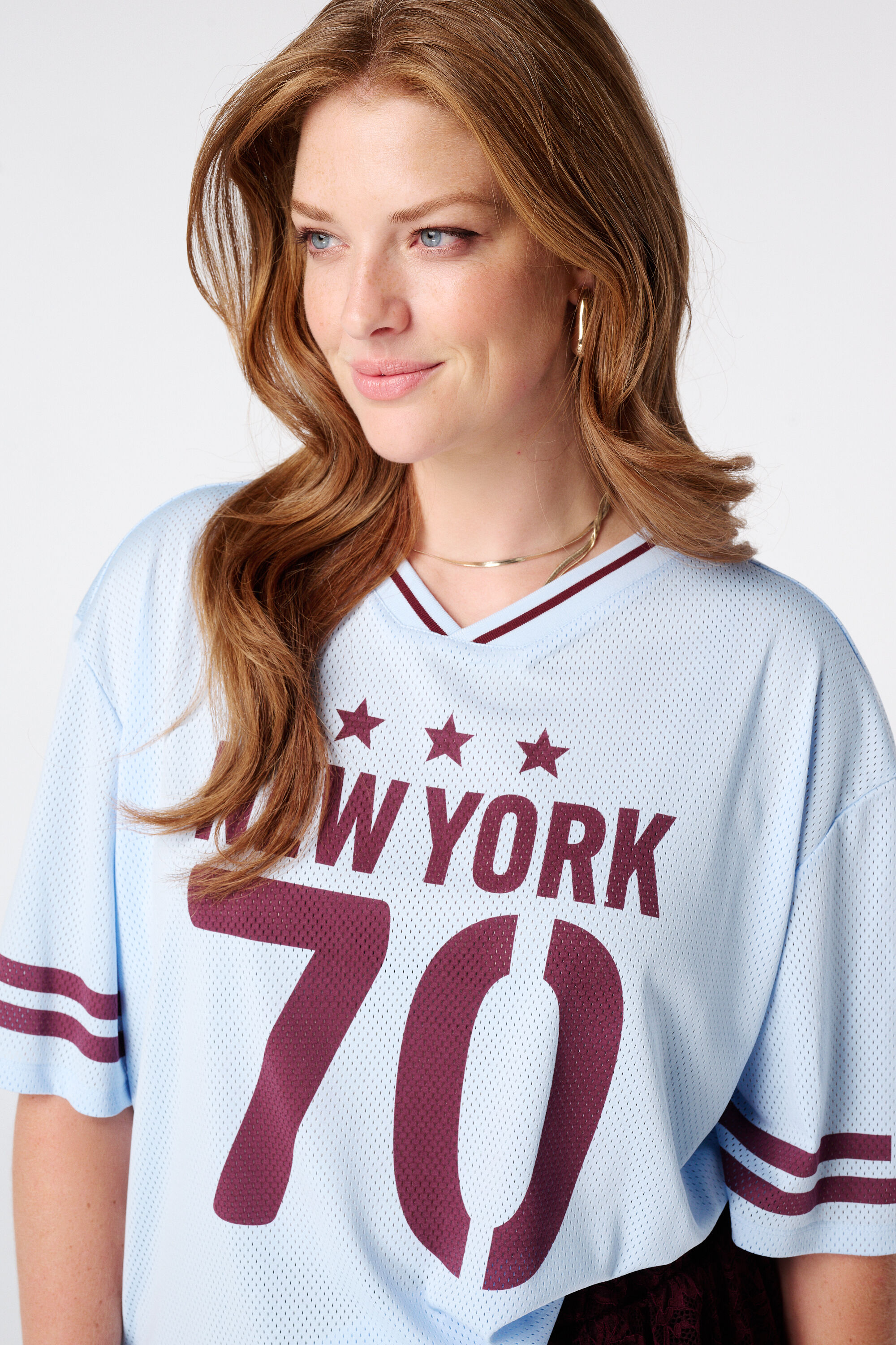 Jersey oversize con estampado deportivo image number 4