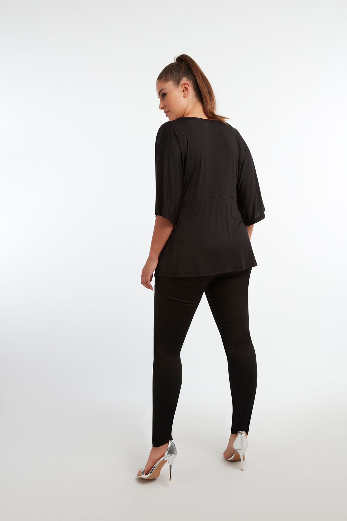 Top de cuello de pico image number 5