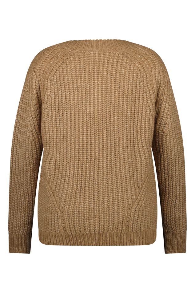Suéter de punto grueso con escote en V image number 3