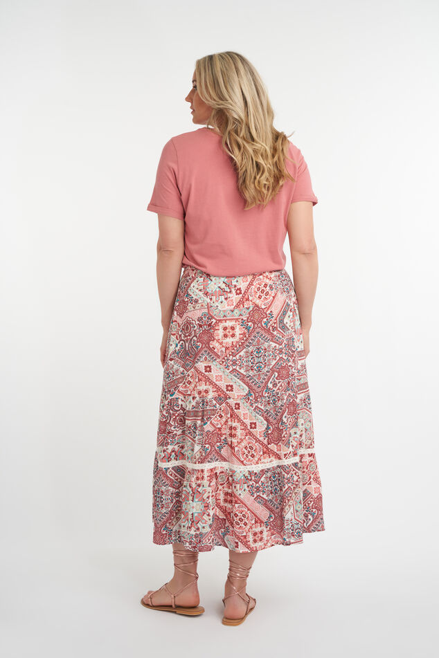 Falda larga con estampado  image number 4