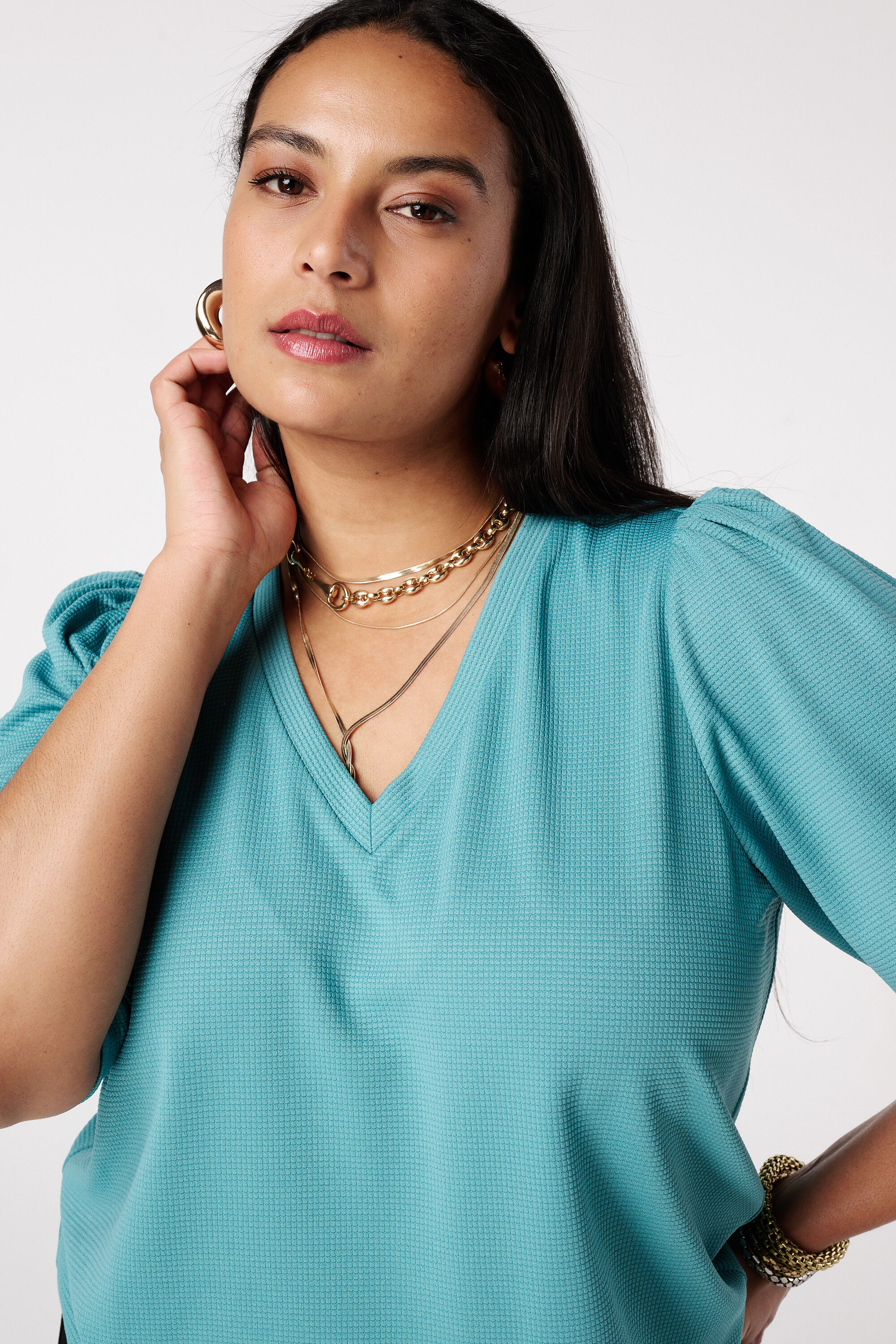 Top con mangas abullonadas image number 4