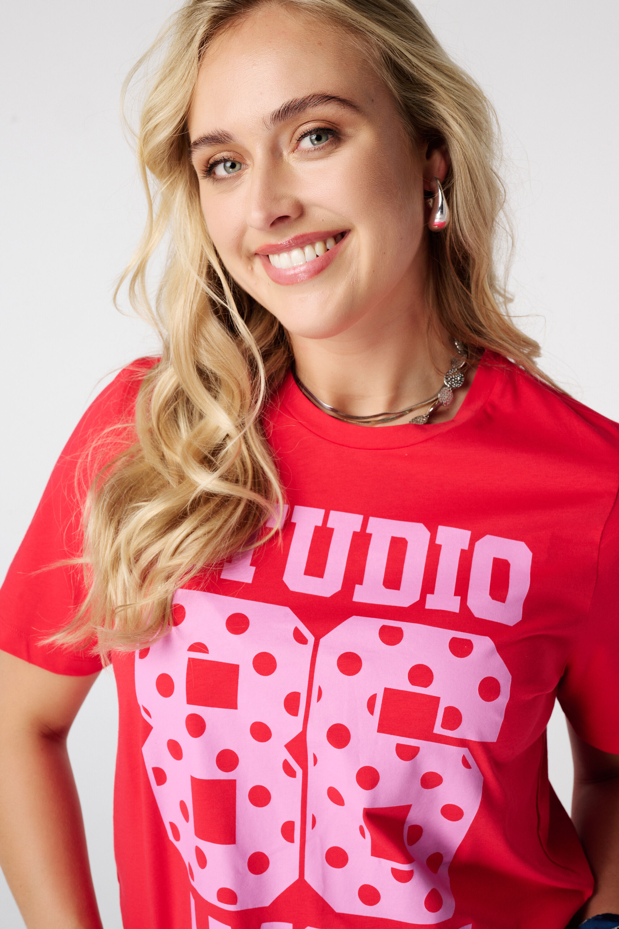 Camiseta informal con estampado image number 4