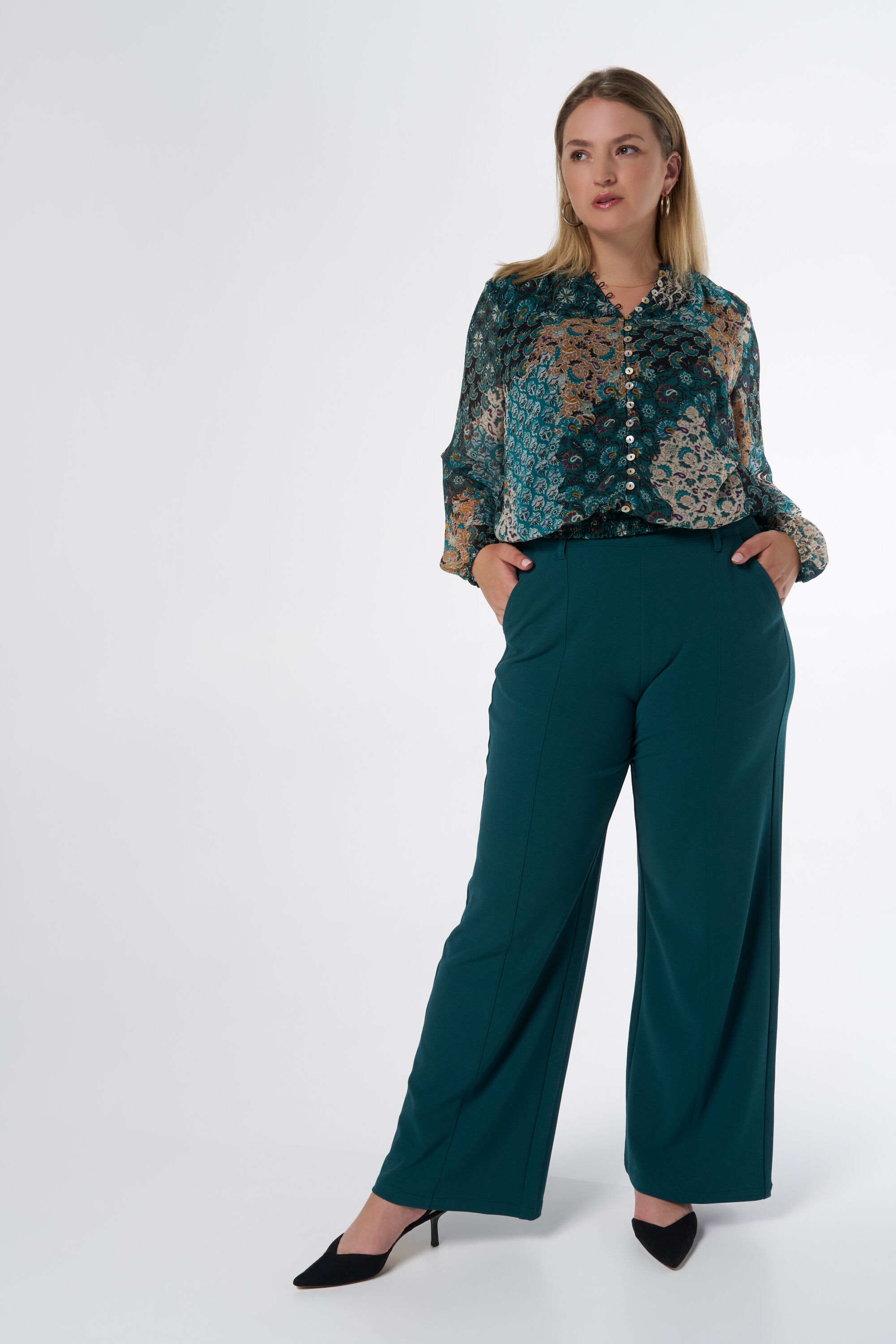 Blusa con estampado image number 5