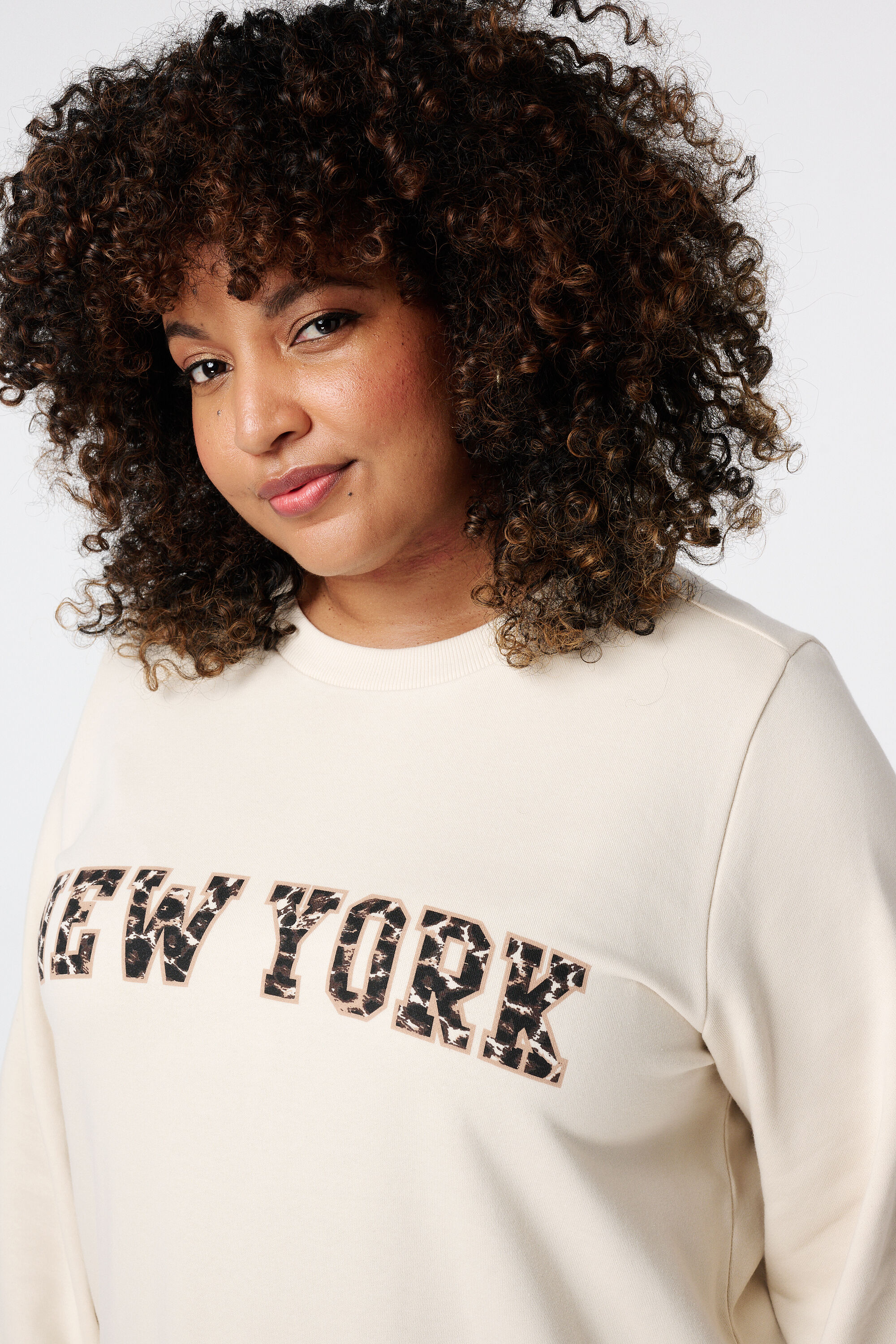 Vestido con texto image number 4