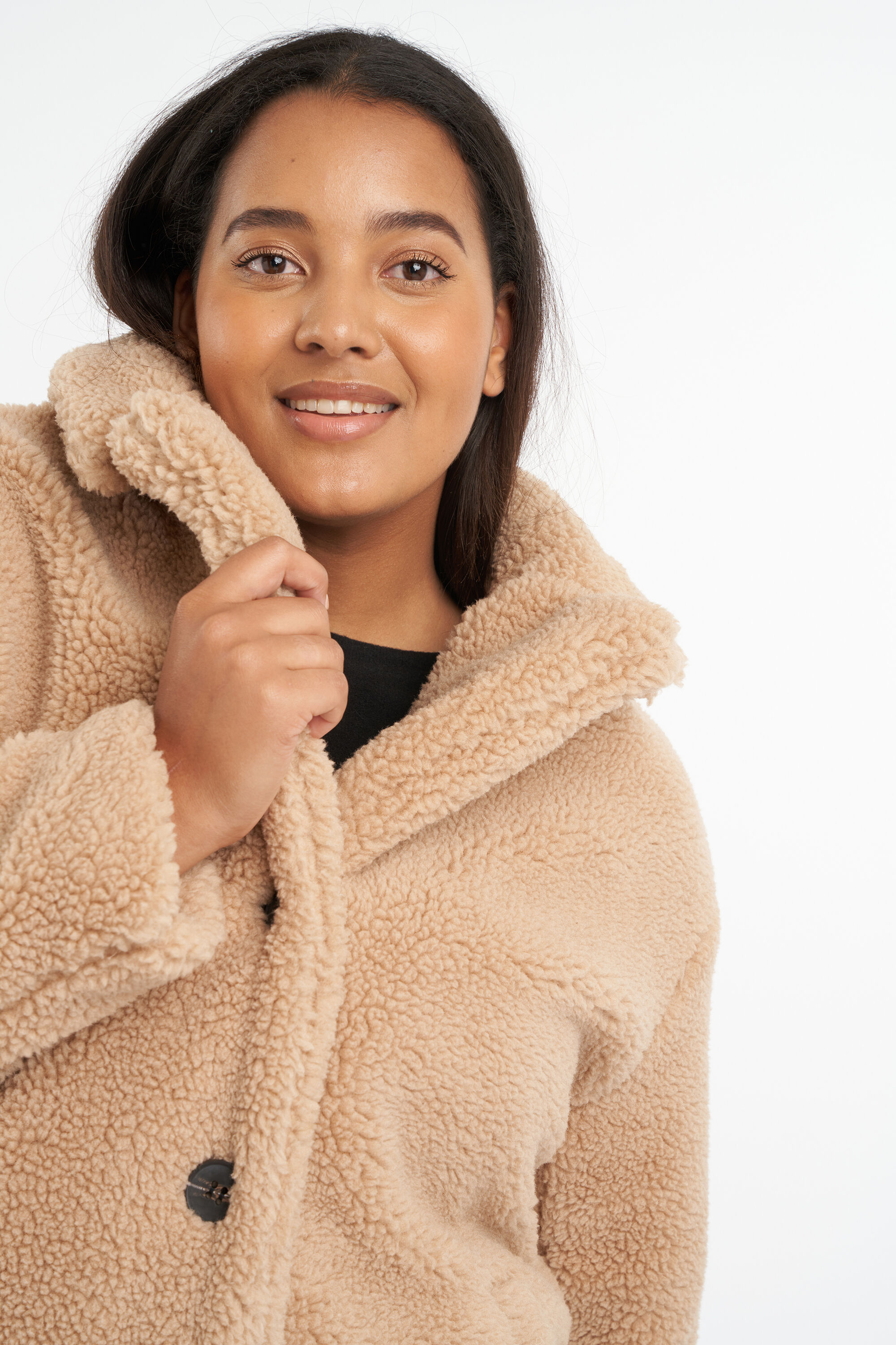 Abrigo de peluche oversized image number 6