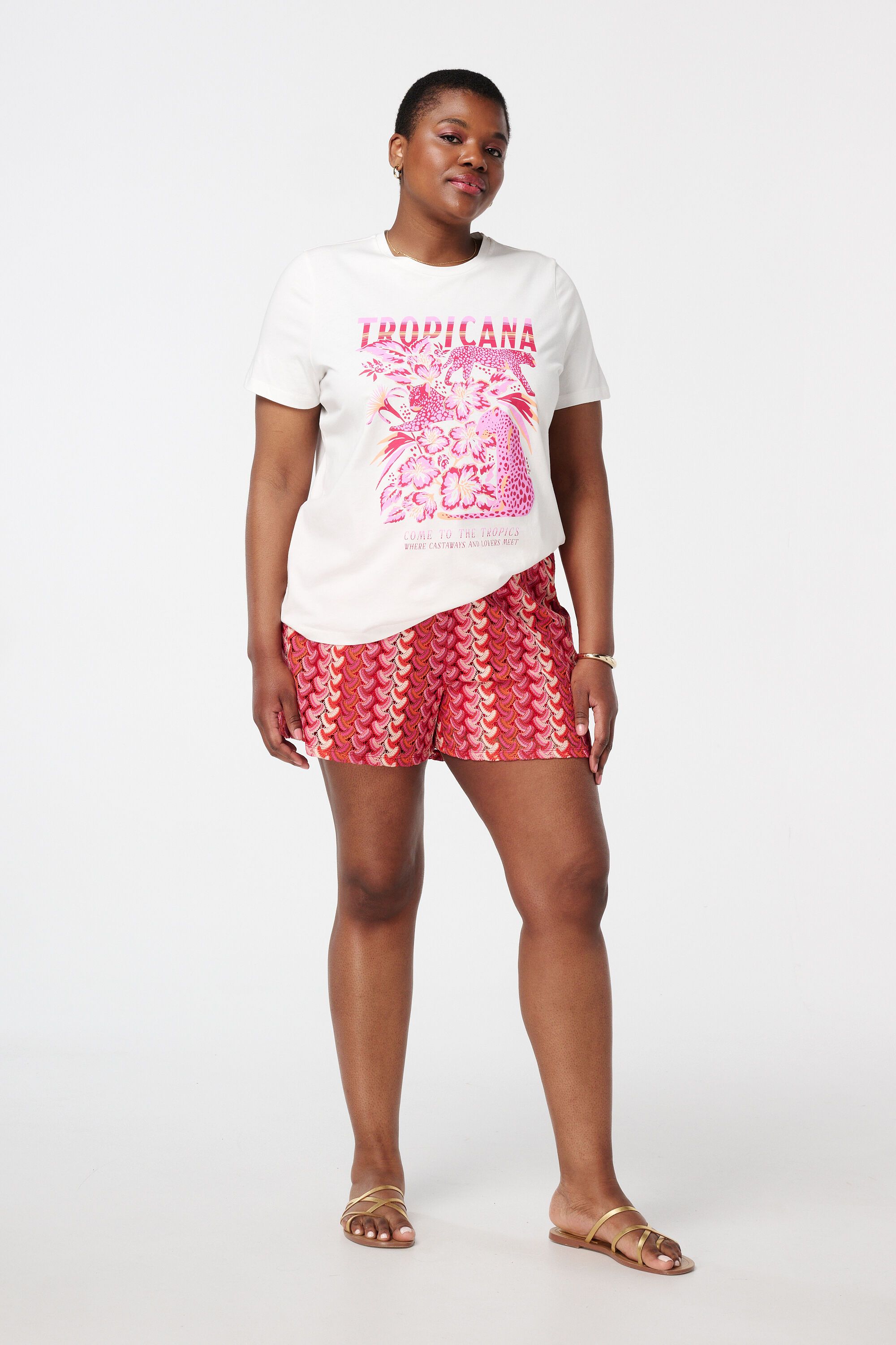 Camiseta con dise&ntilde;o estampado image number 5