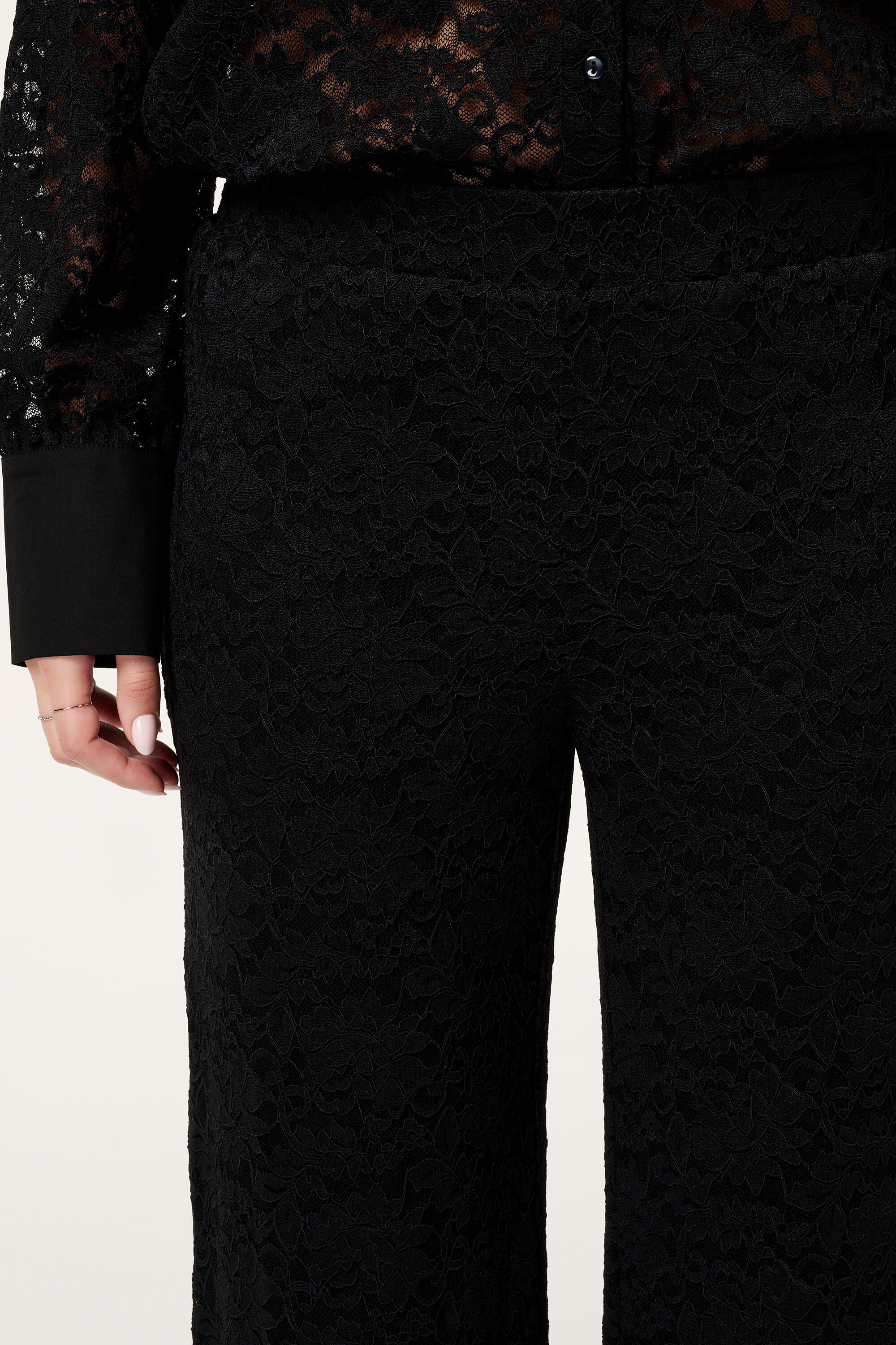 Pantalones de encaje de pernera ancha image number 4