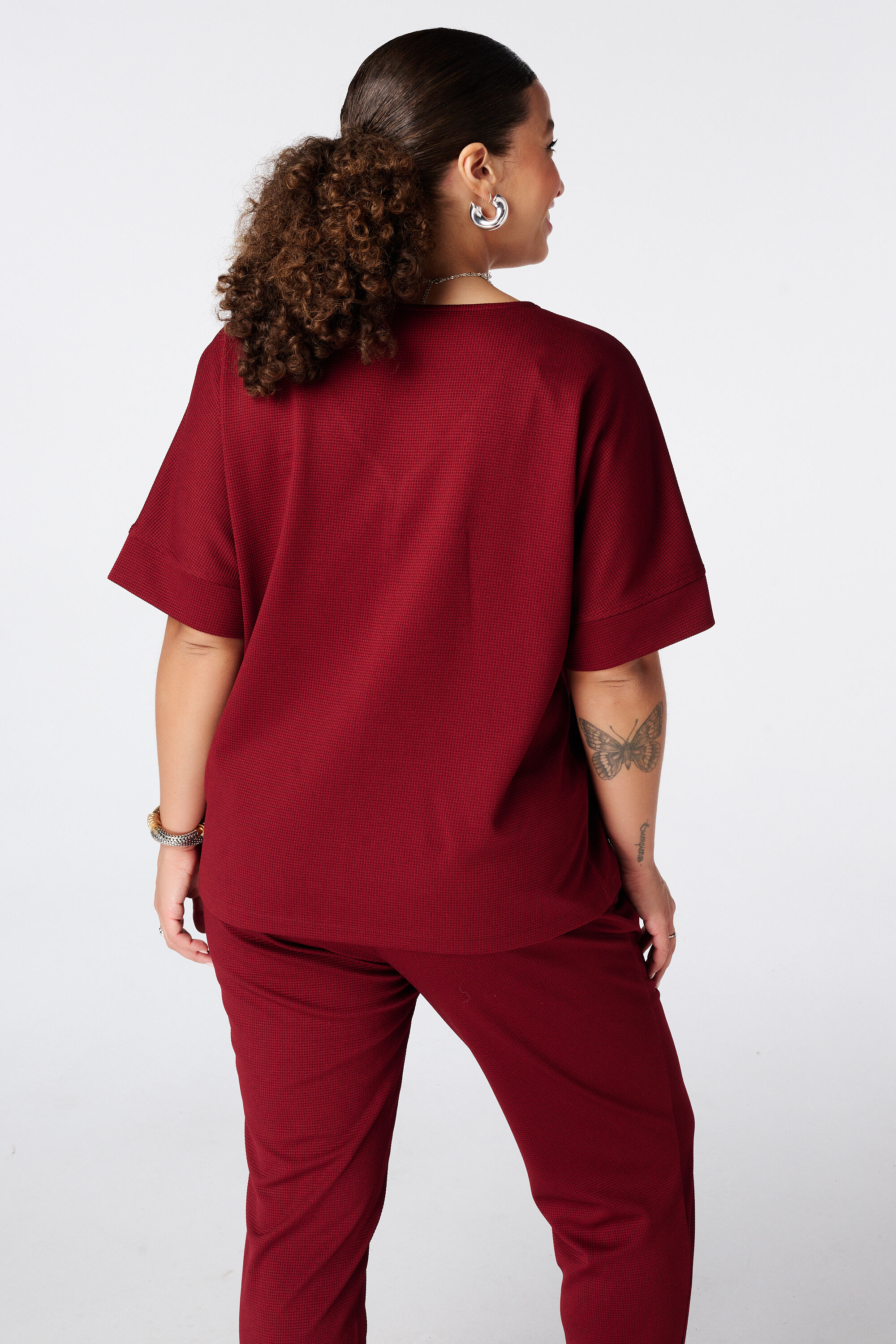 Camiseta b&aacute;sica con textura gofrada image number 3
