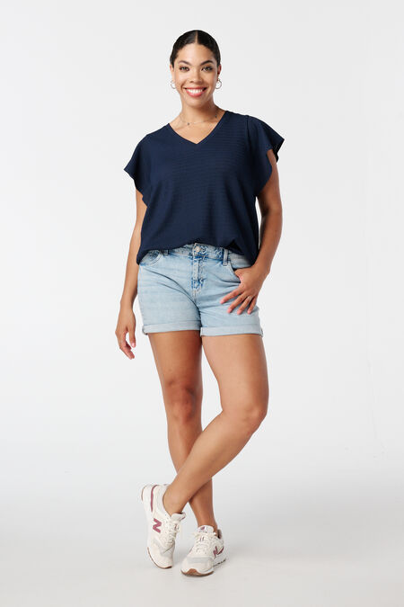 Shorts denim con tejido elástico Shorts denim con tejido elástico