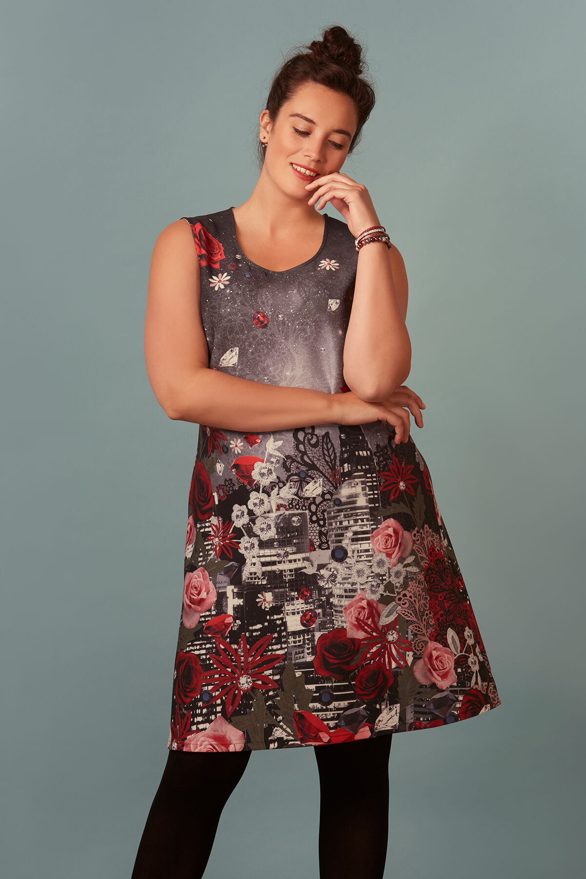 Vestido con estampado image number 0