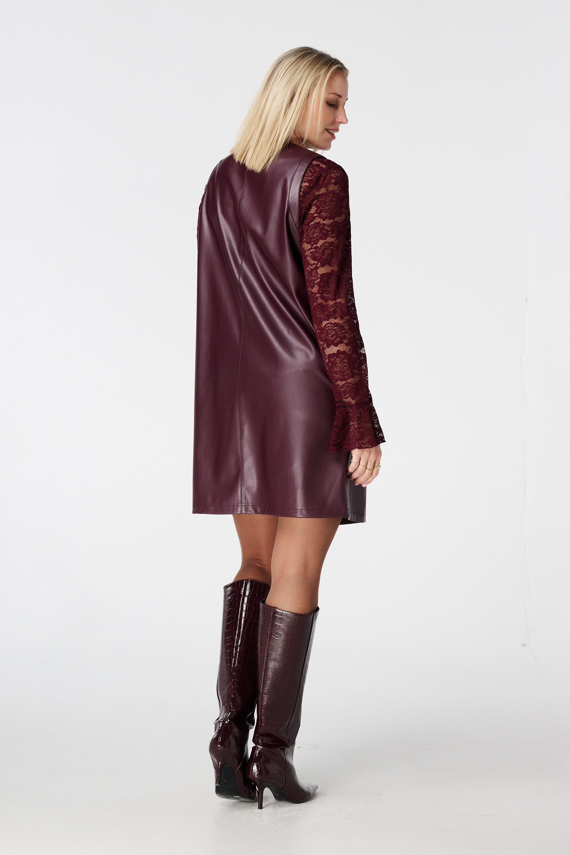 Vestido sin mangas image number 3