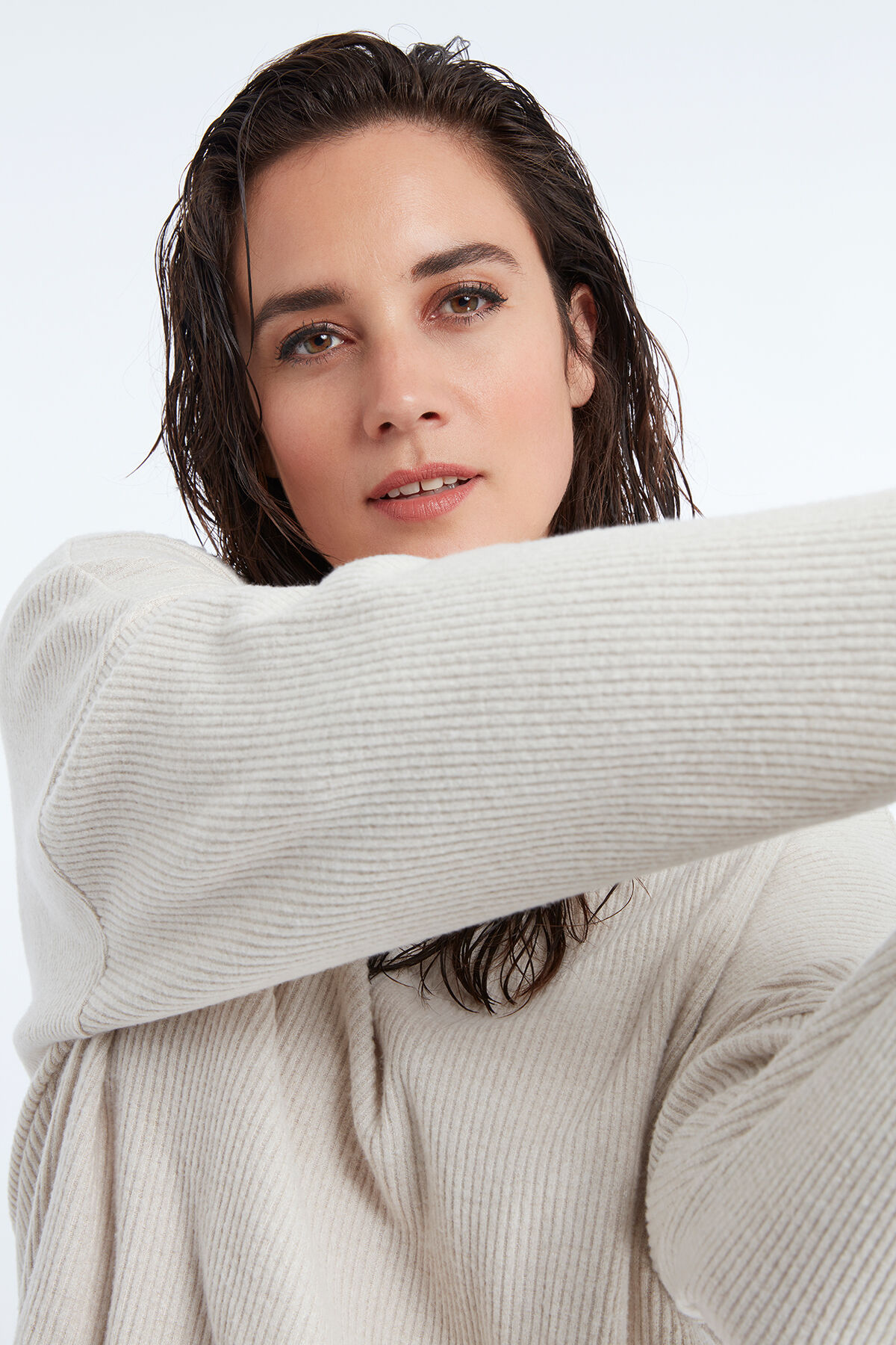 Jersey de cuello de cisne image number 4