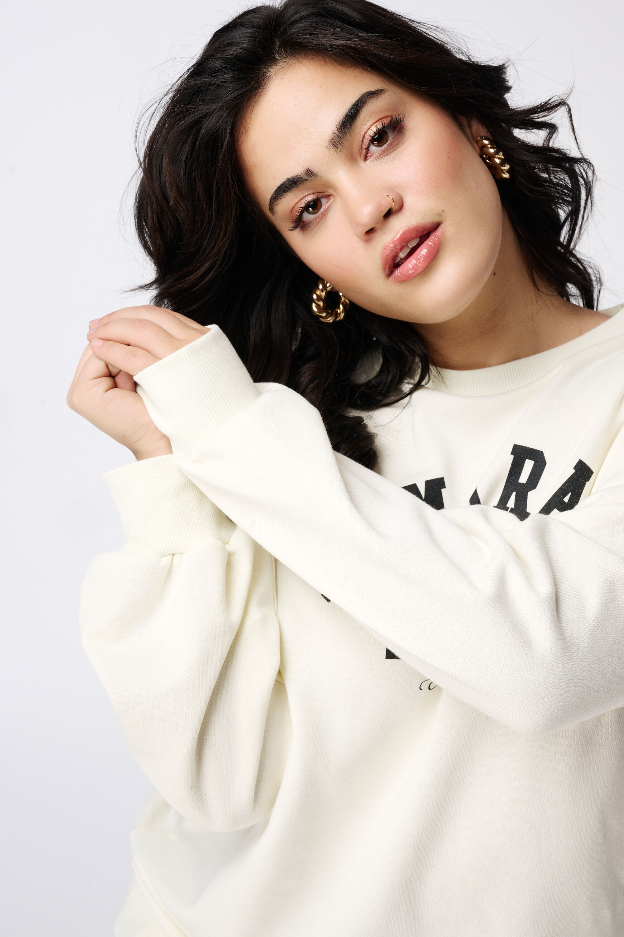 Su&eacute;ter con texto image number 4