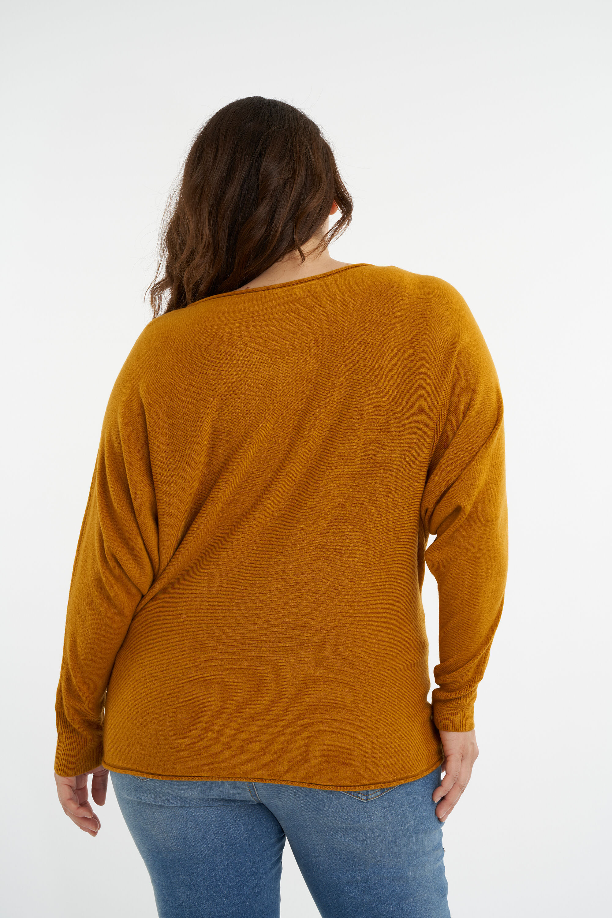 Su&eacute;ter con manga murci&eacute;lago image number 3