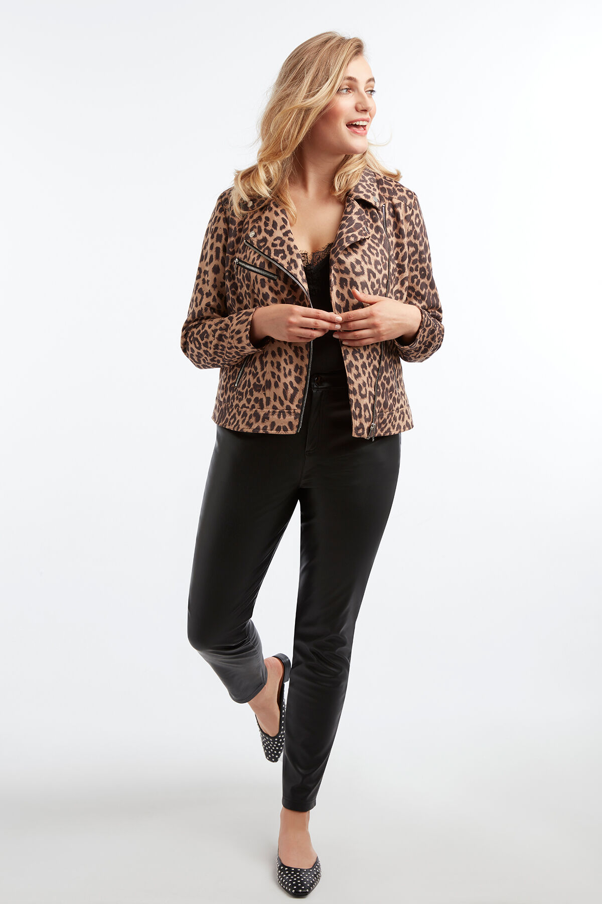 Chaqueta motera de ante sint&eacute;tico image number 4