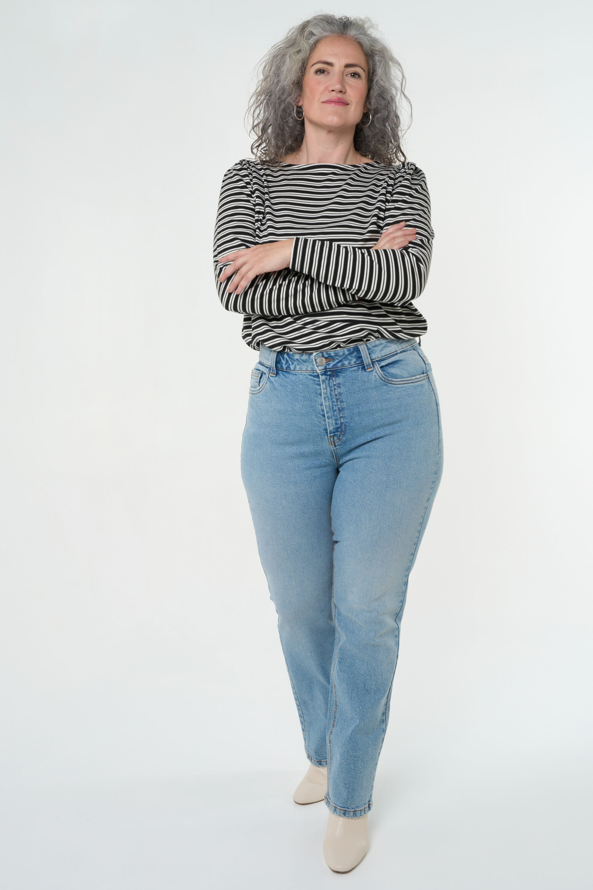 Vaqueros de corte holgado image number 6