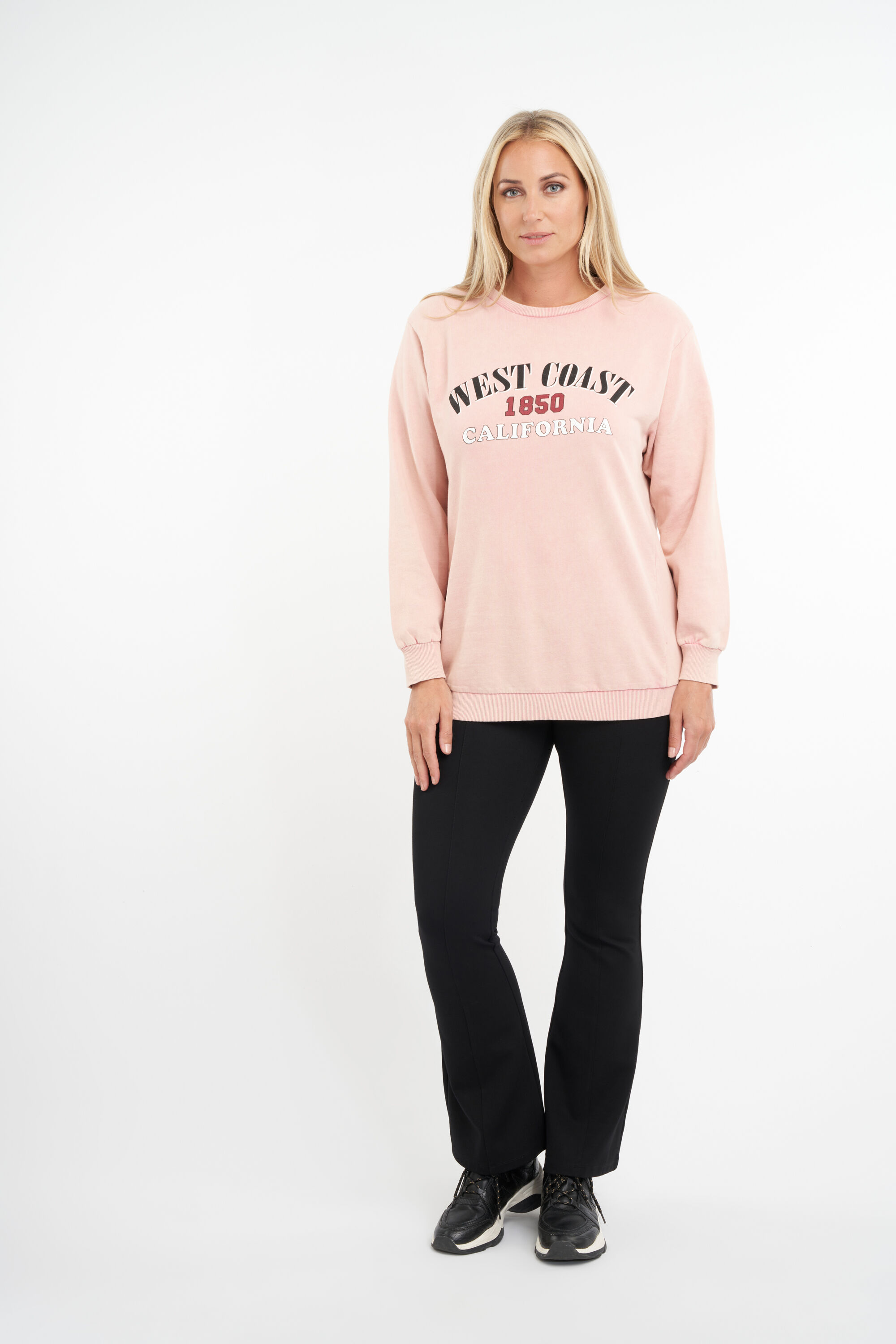 Su&eacute;ter  image number 5