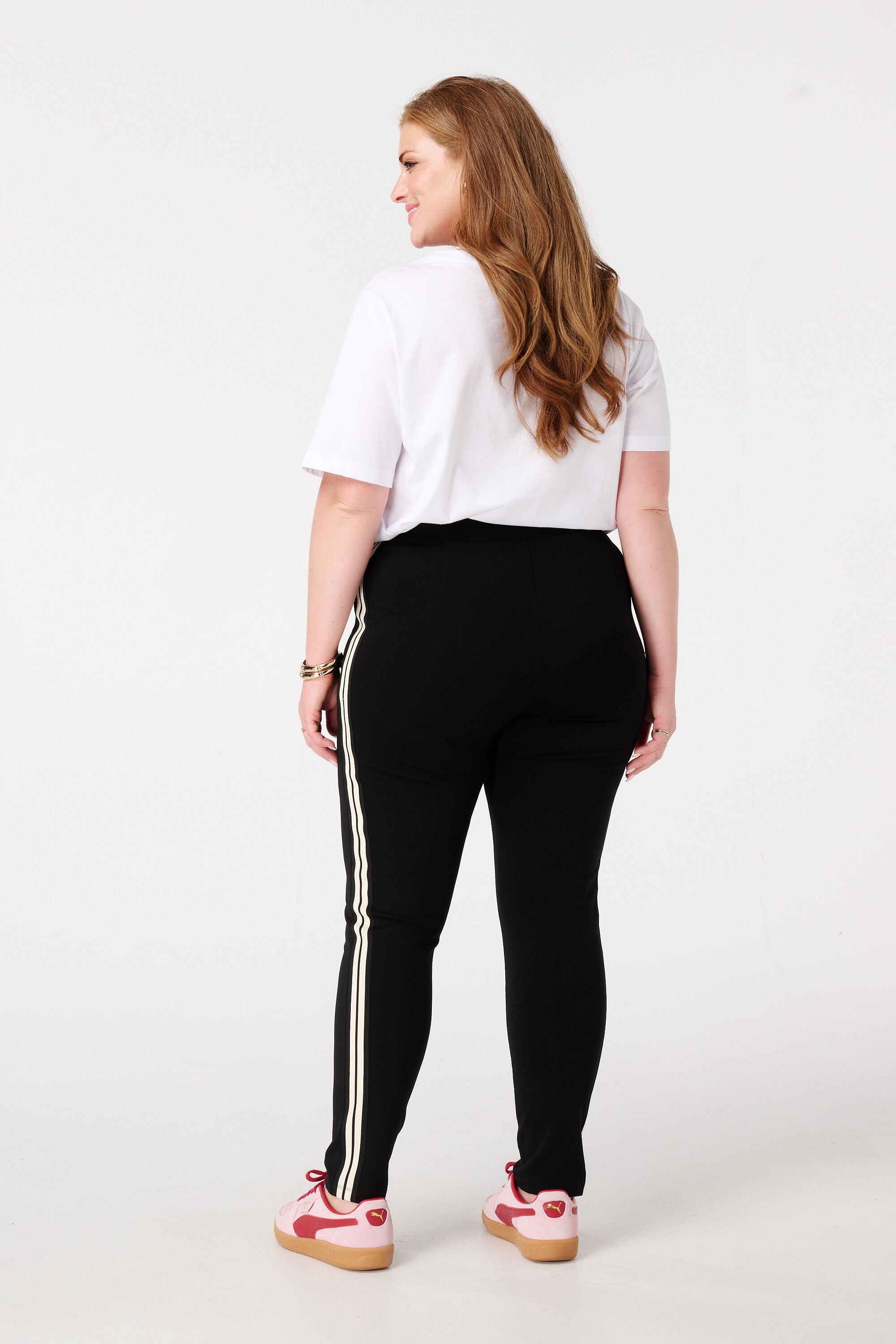 Legging con una tira lateral image number 3