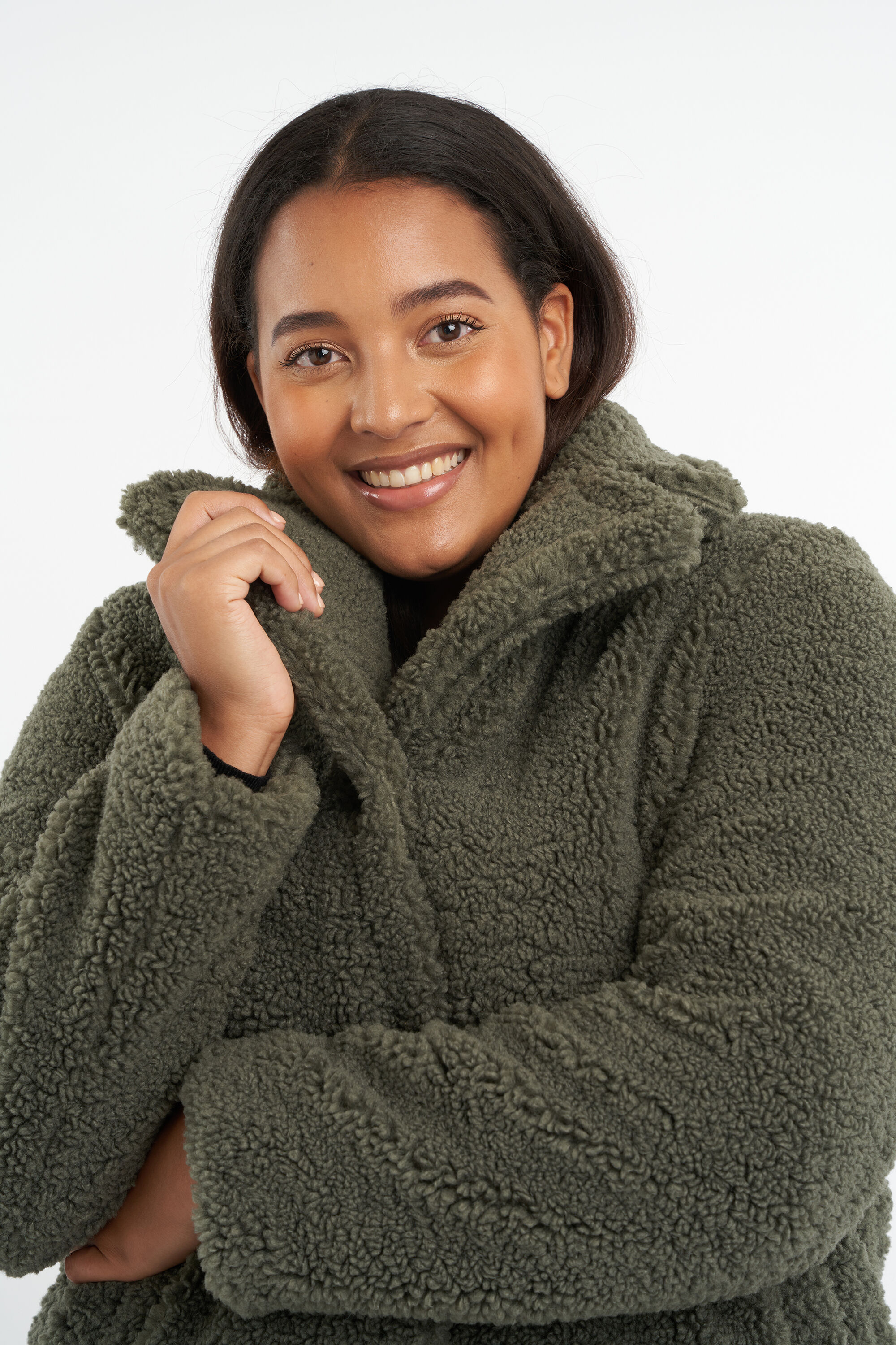 Chaquetas de peluche suave image number 6