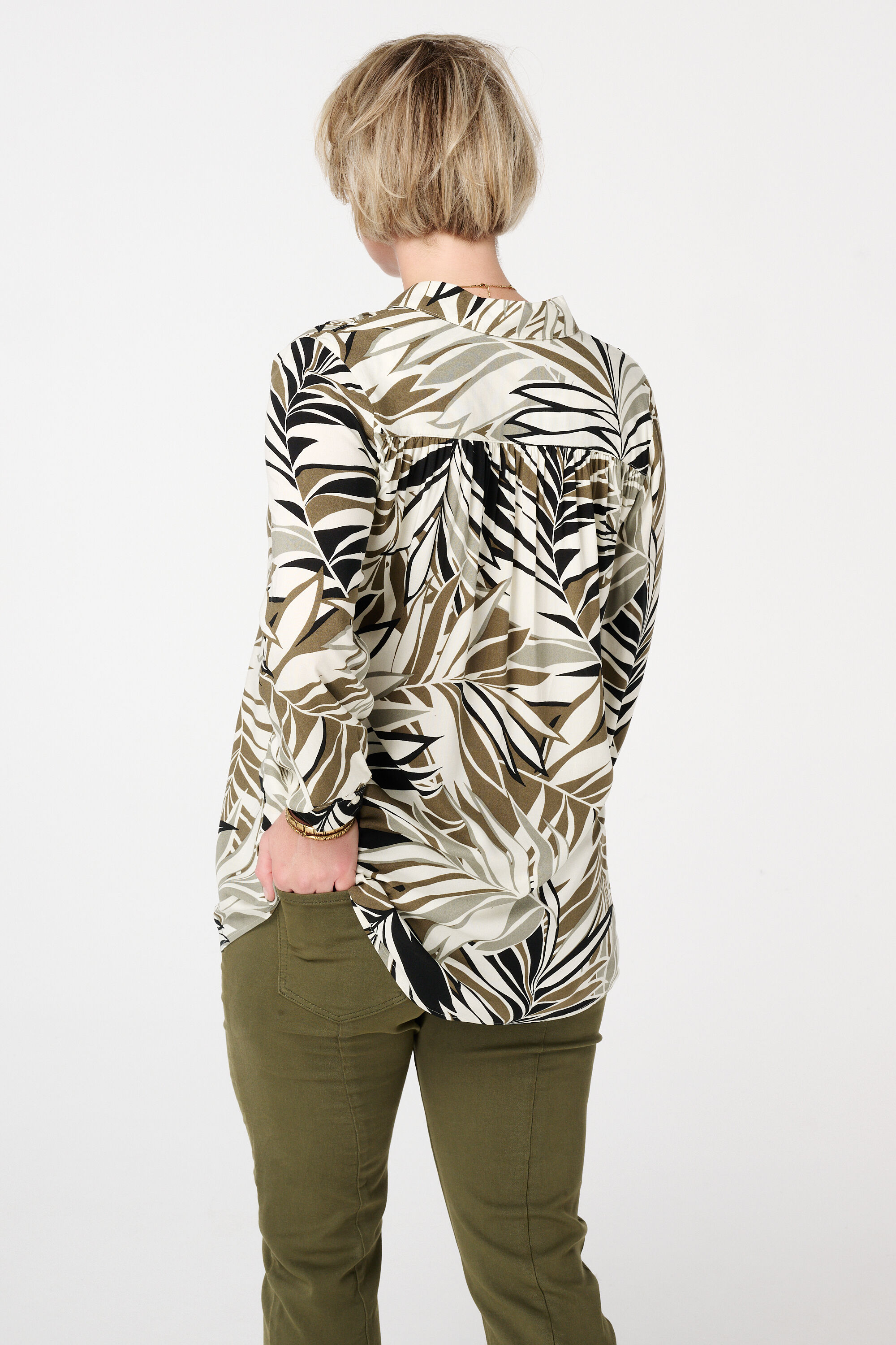 Blusa con estampado image number 3