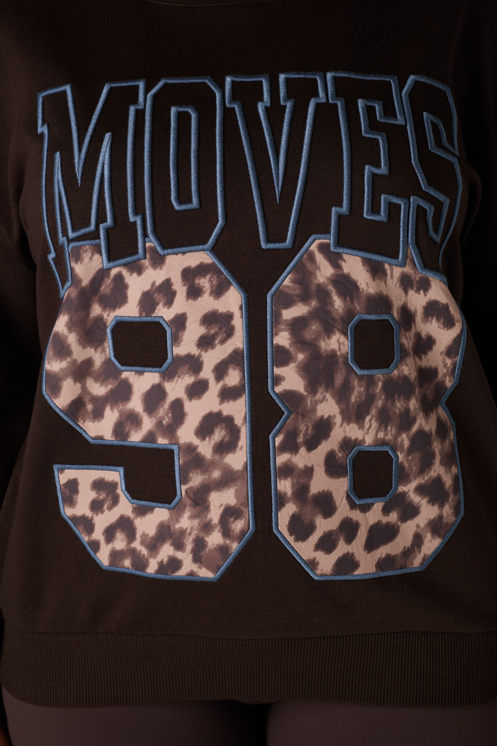 Sudadera con estampado deportivo image number 4