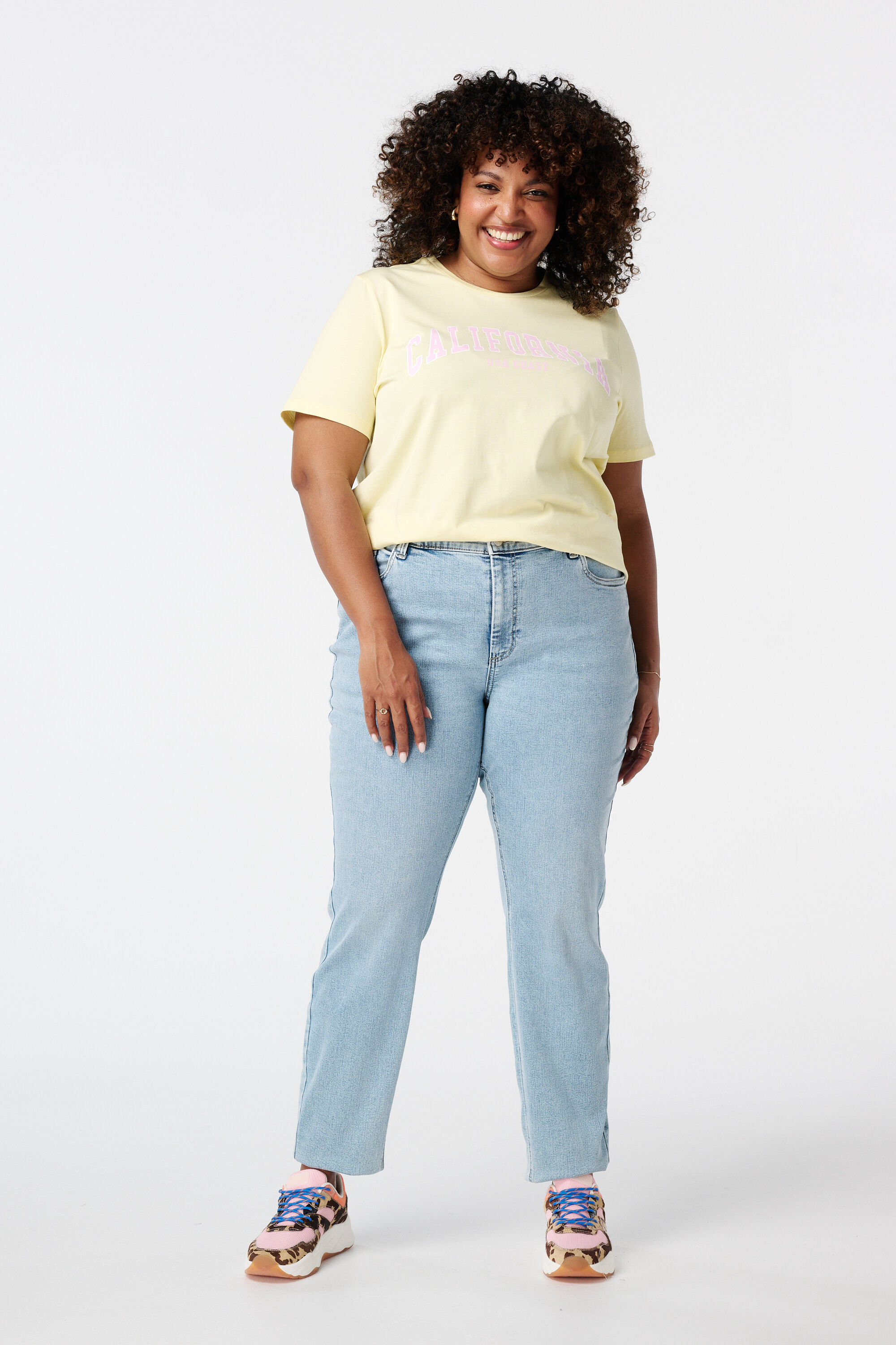 Camiseta con texto  image number 5