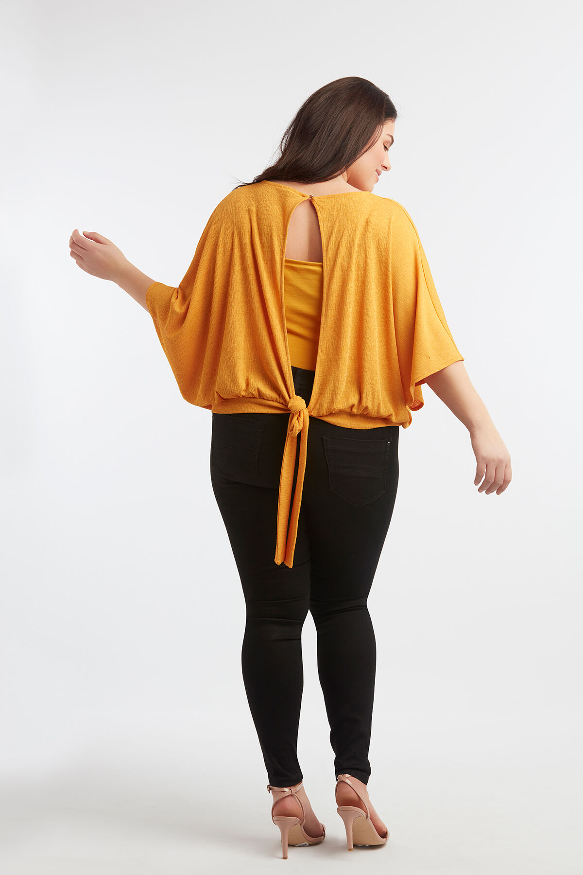 Top con manga acampanada image number 6