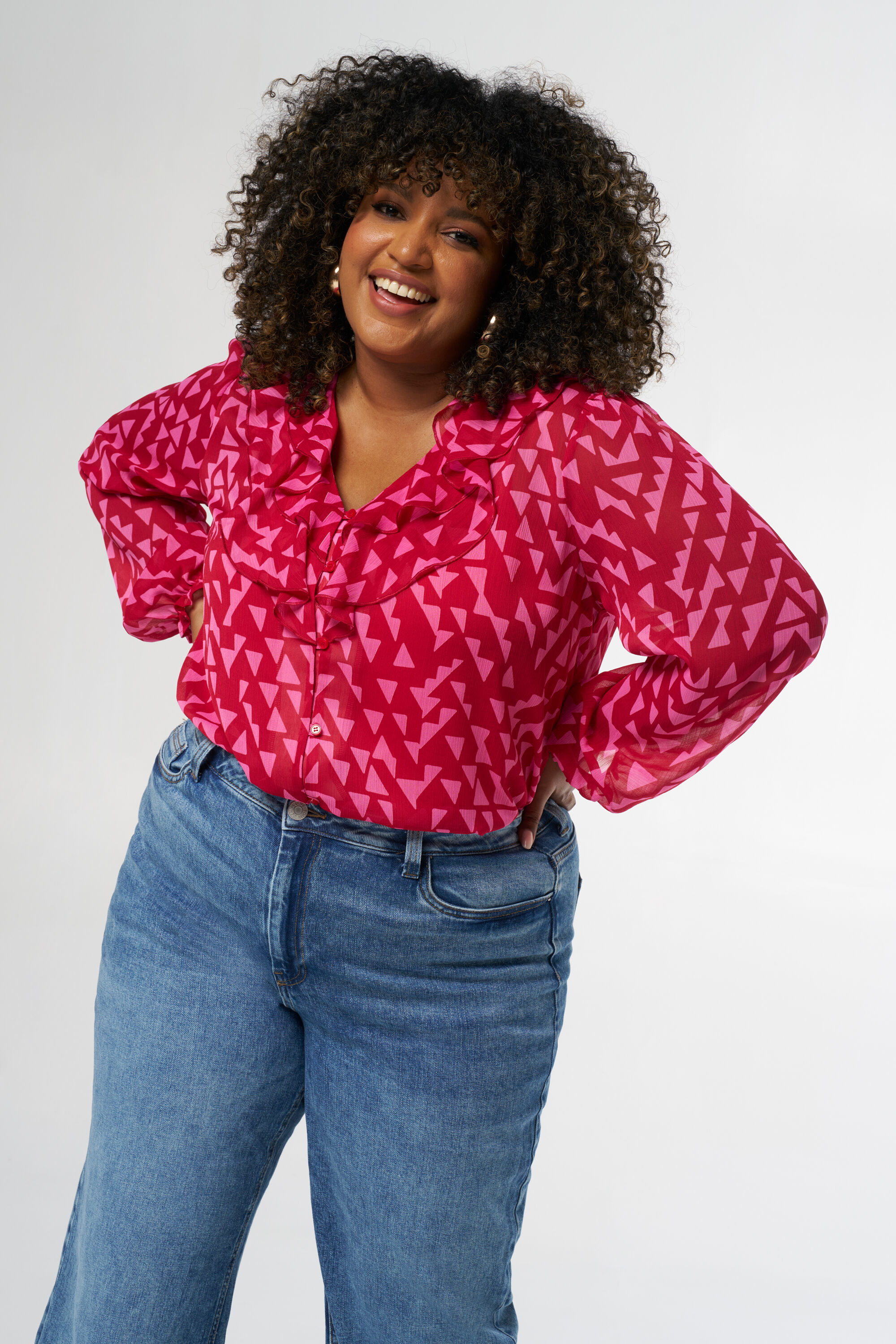 Blusa con volantes  image number 0