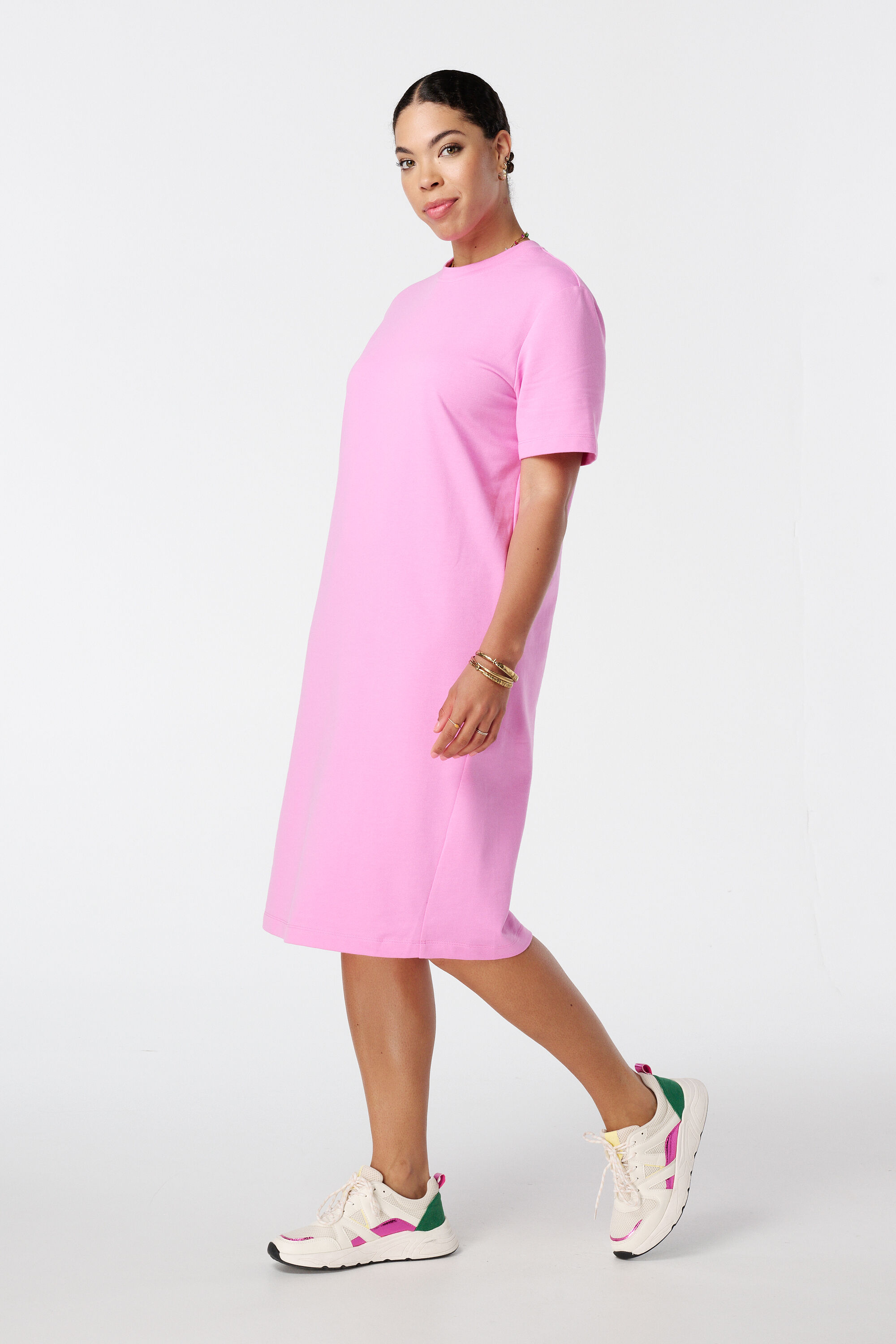 Vestido camiseta midi image number 5