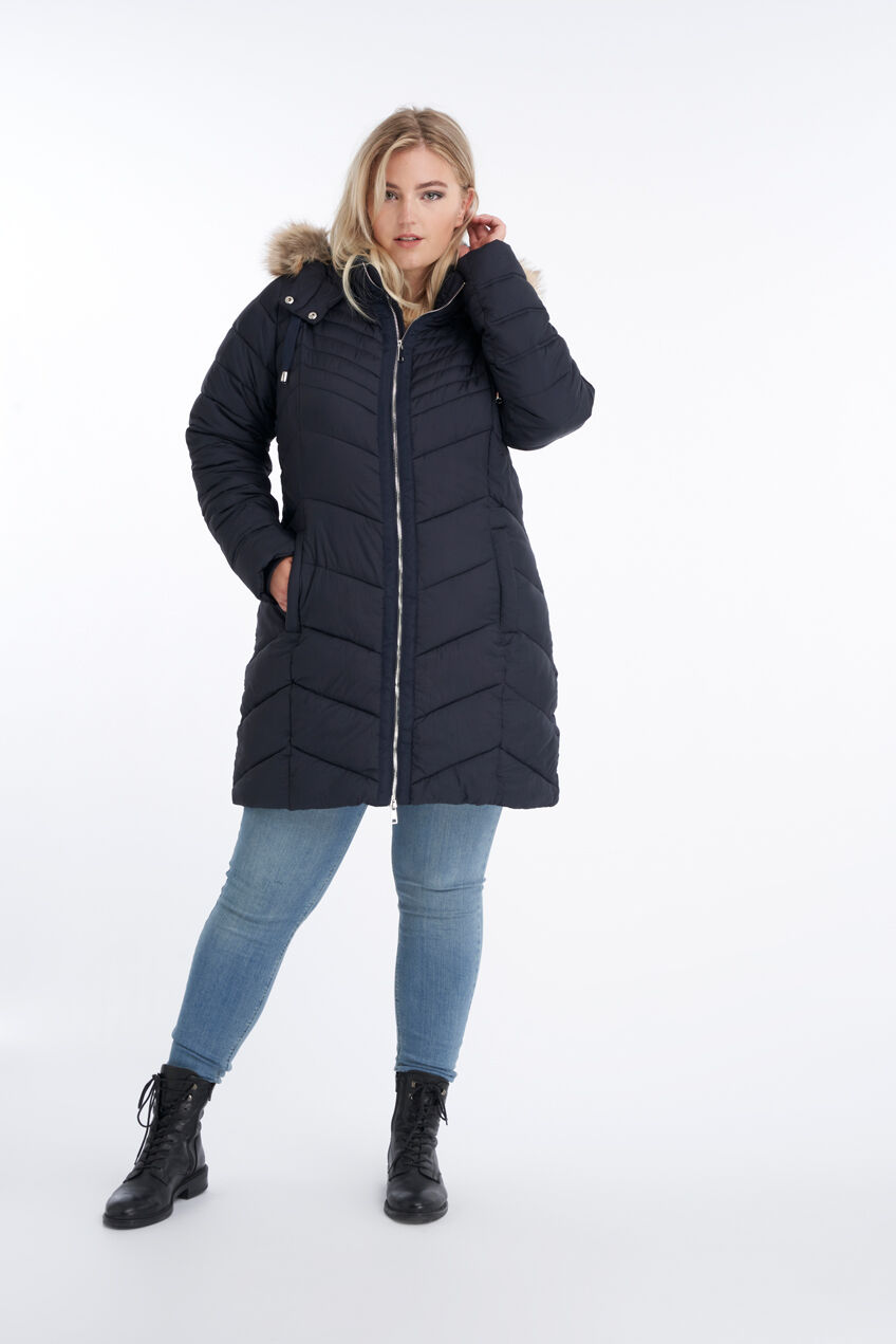 Abrigo con capucha image number 4