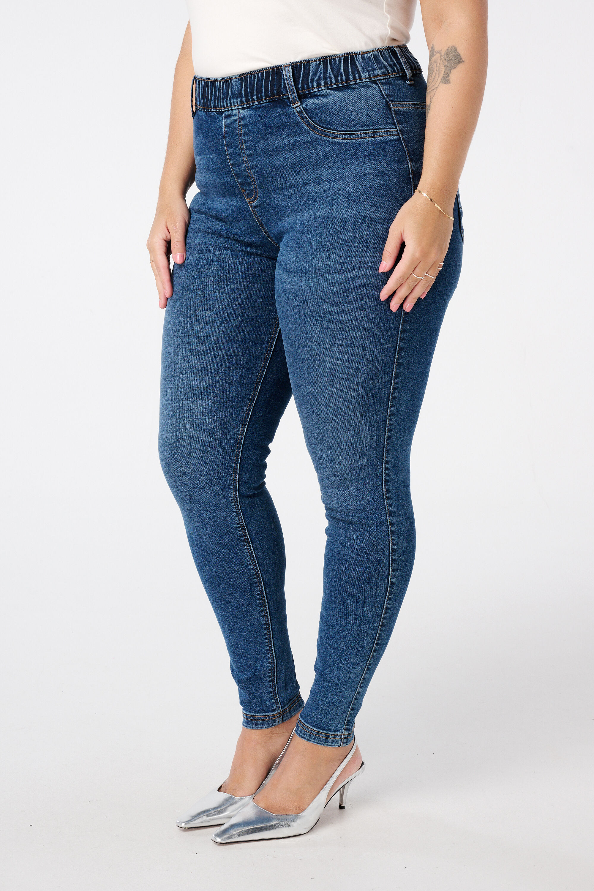 Treggings con aspecto denim image number 5