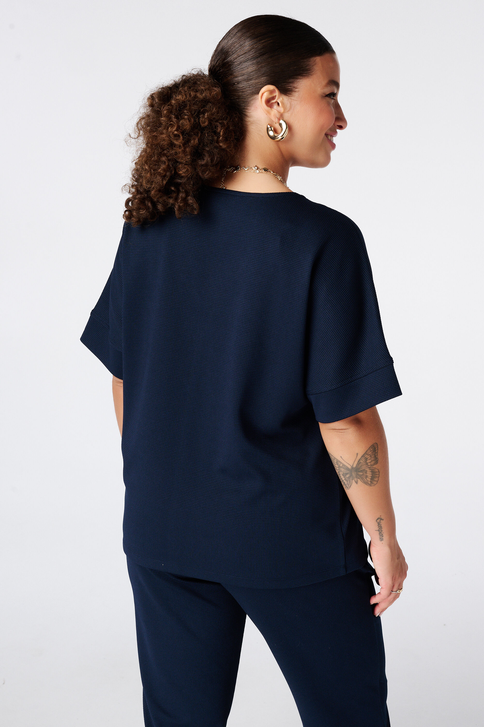 Camiseta b&aacute;sica con textura gofrada image number 3