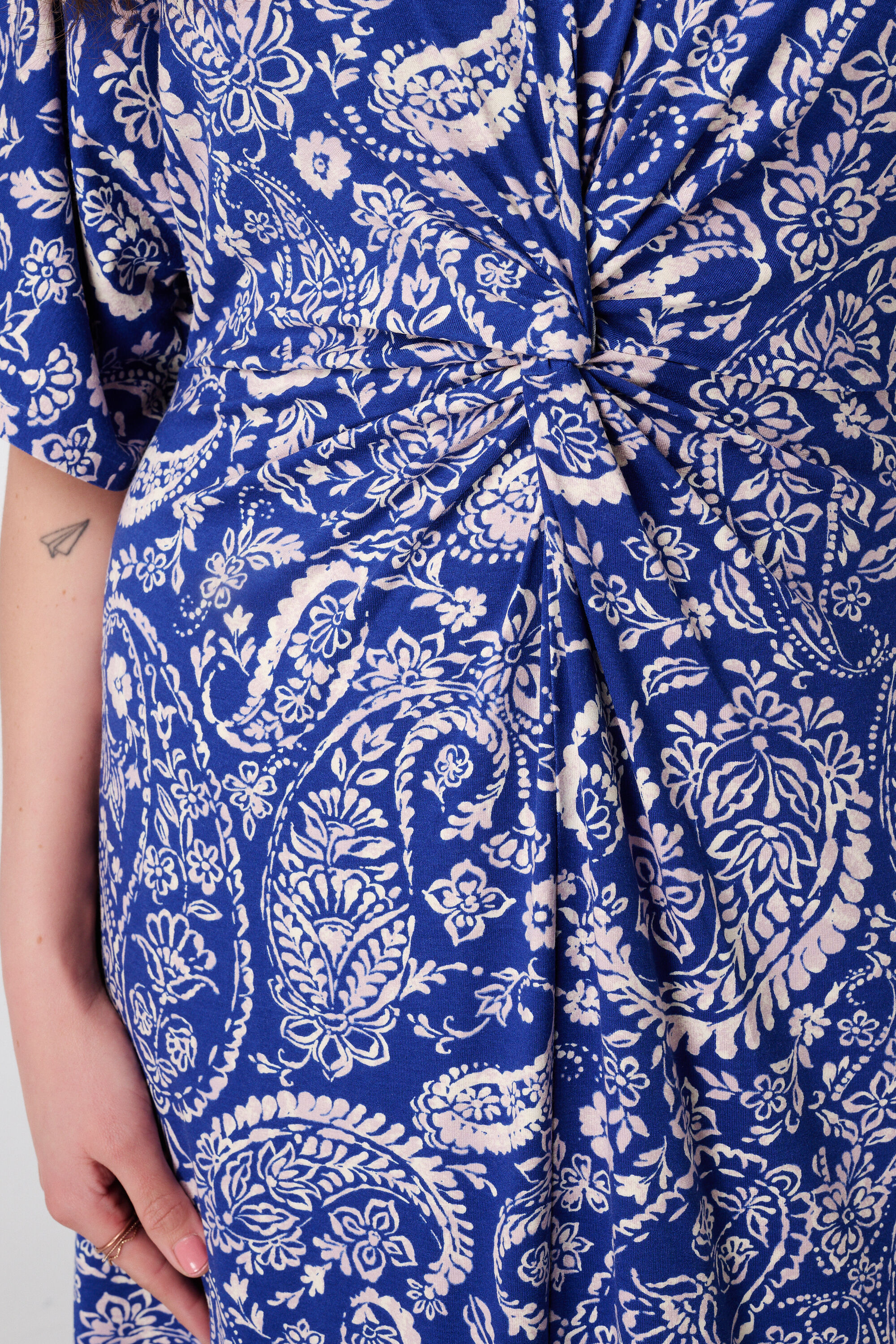 Vestido maxi con estampado image number 6