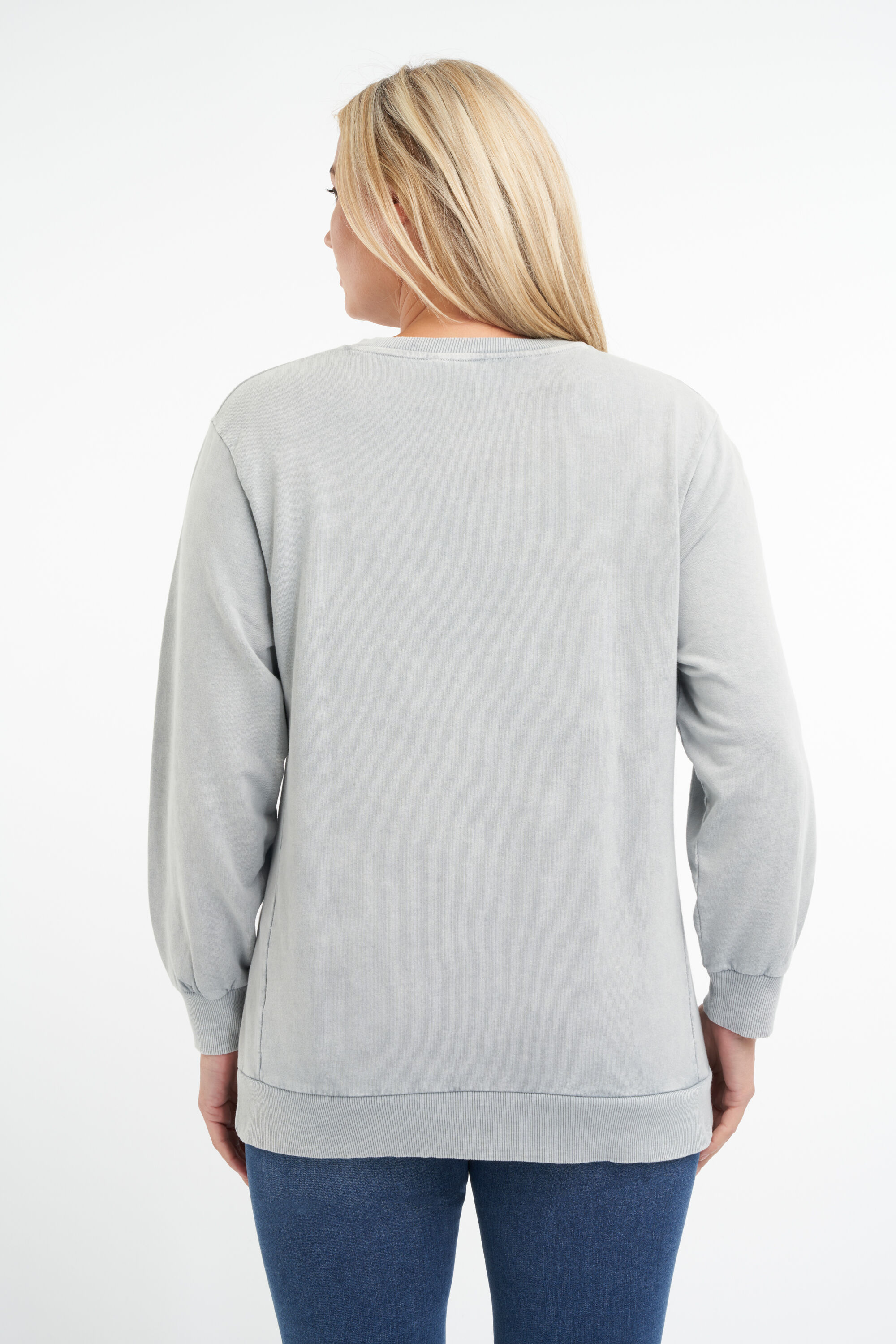 Su&eacute;ter  image number 4