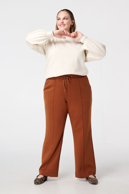 Pantalones con pinzas Pantalones con pinzas