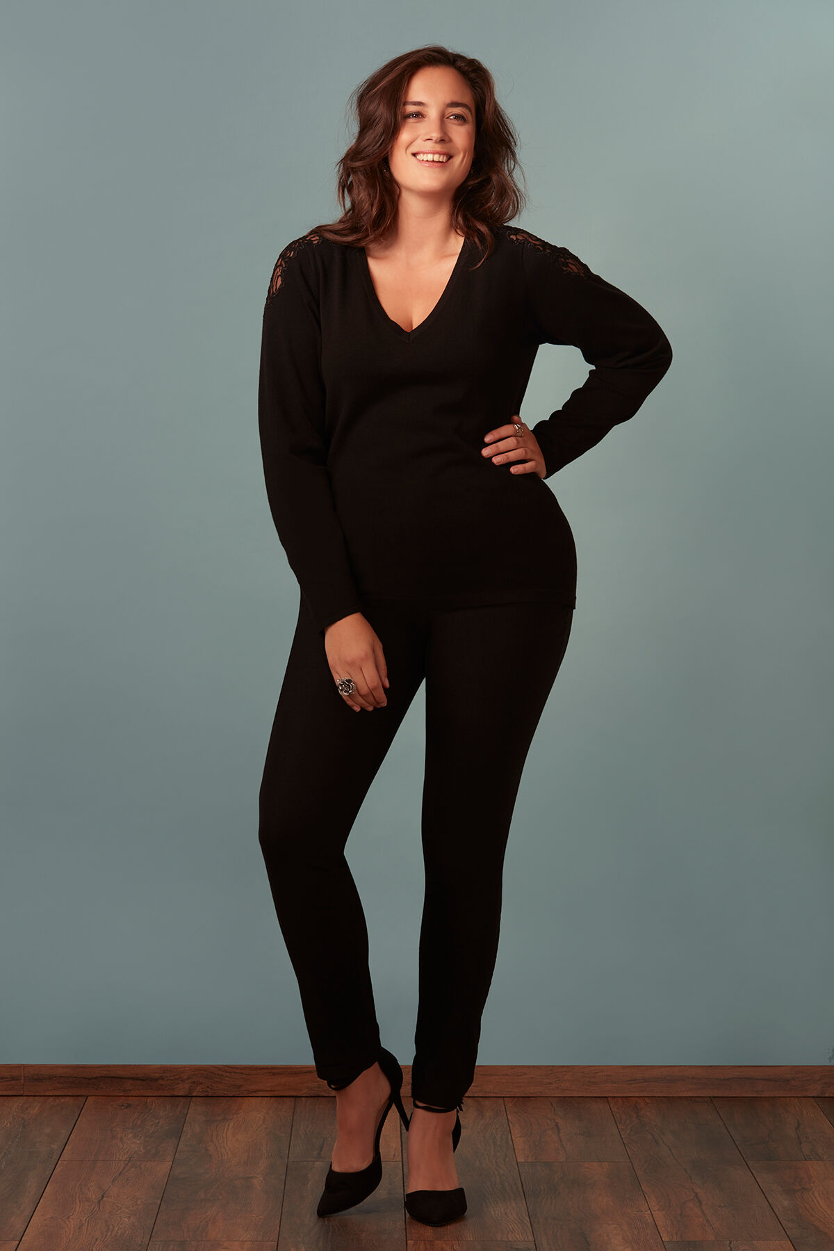 Jersey con detalle de encaje image number 3