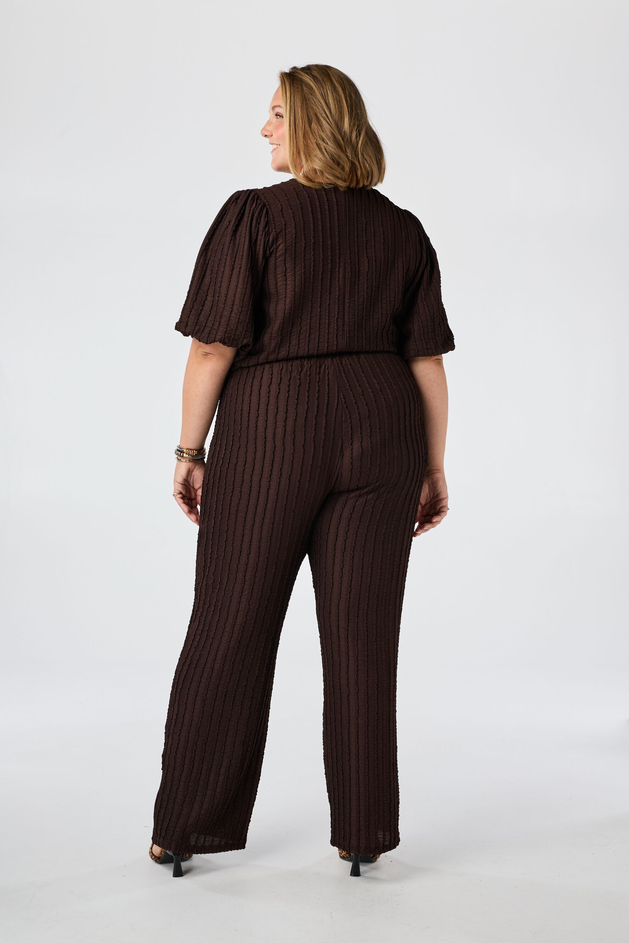 Pantal&oacute;n con cintura el&aacute;stica image number 3