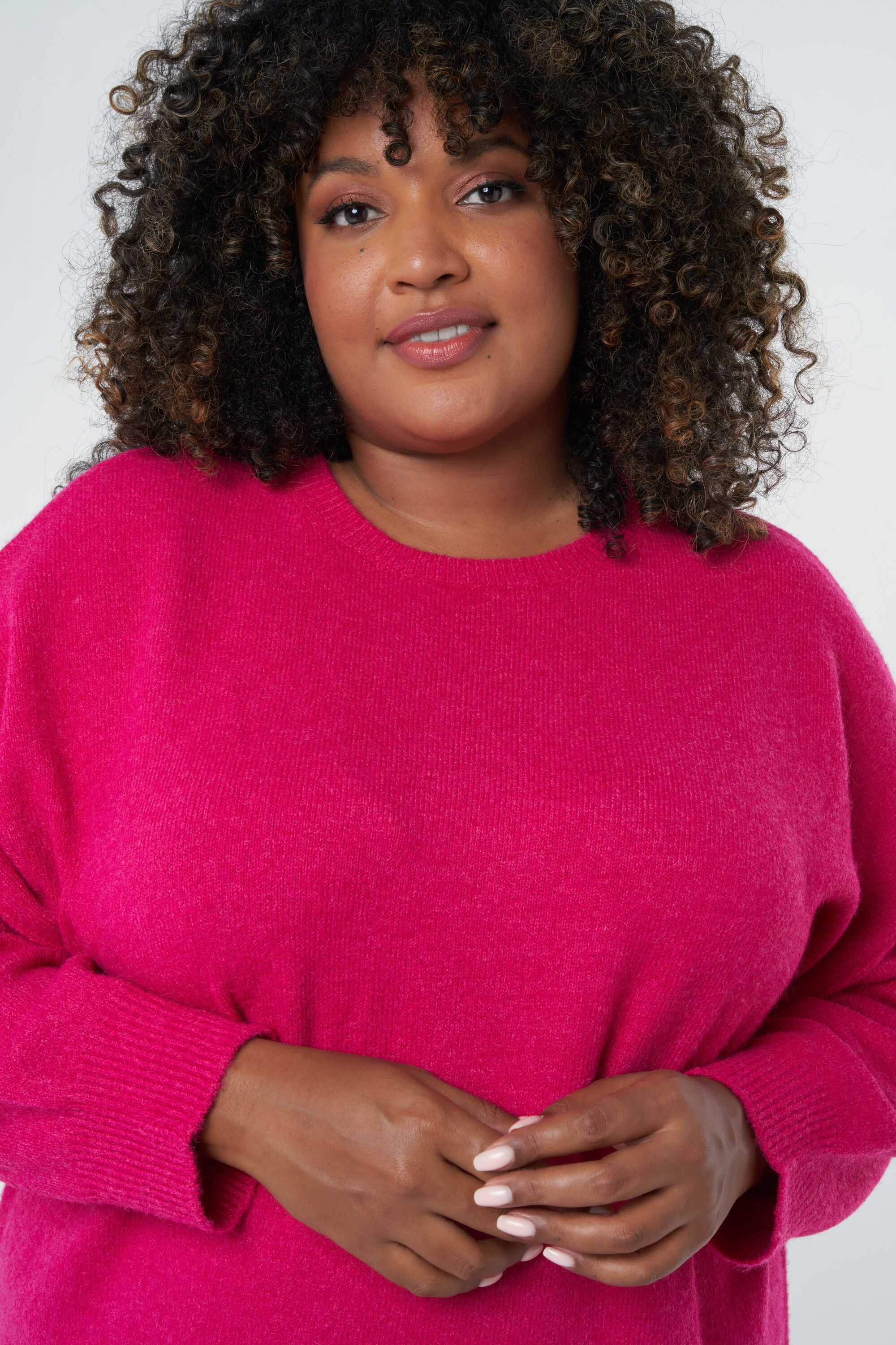 Vestido midi de punto fino image number 4