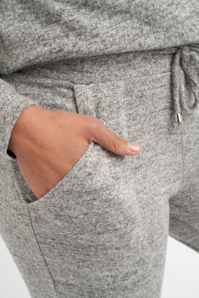 Pantalones cómodos image number 5