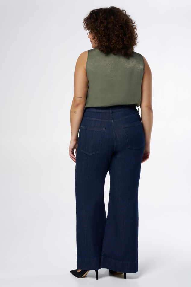 Vaqueros acampanados con pespuntes decorativos image number 3